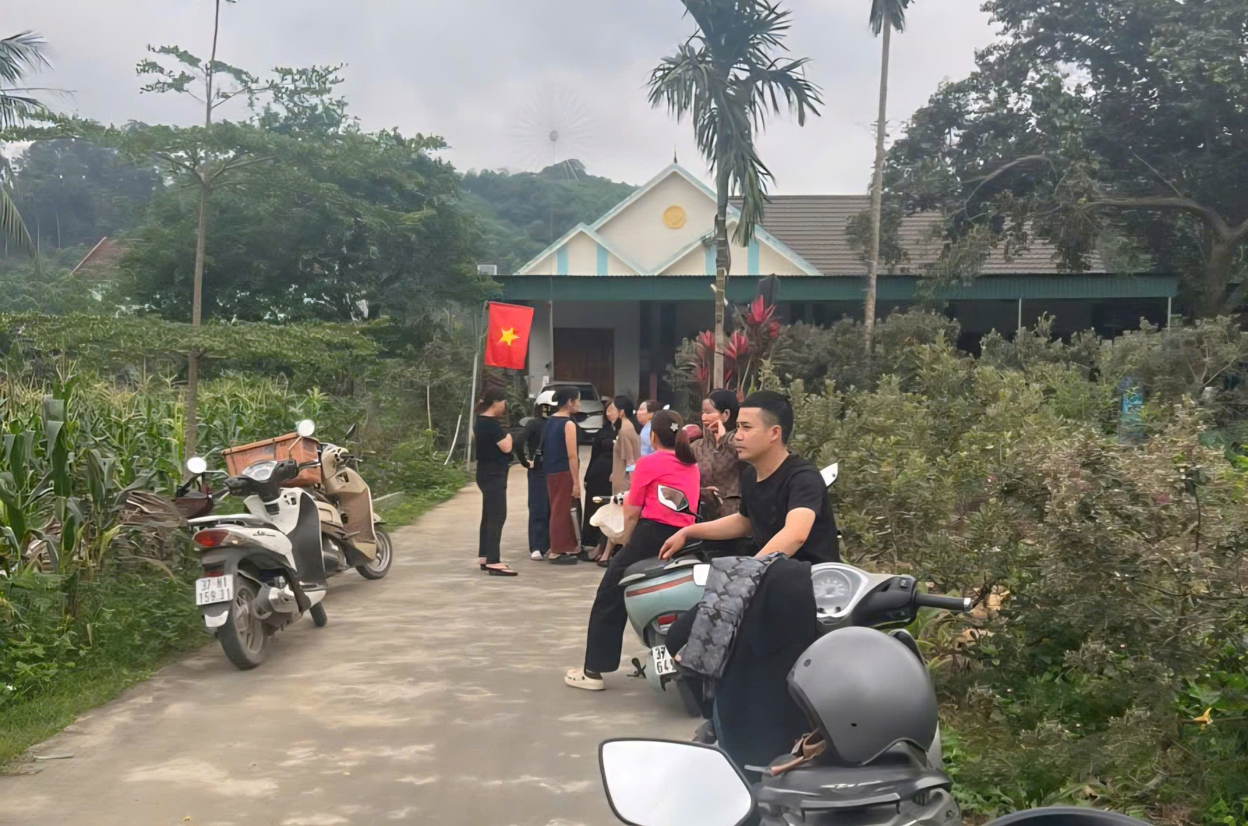 Khốn đốn v&igrave; phường, hụi - Ảnh 1.