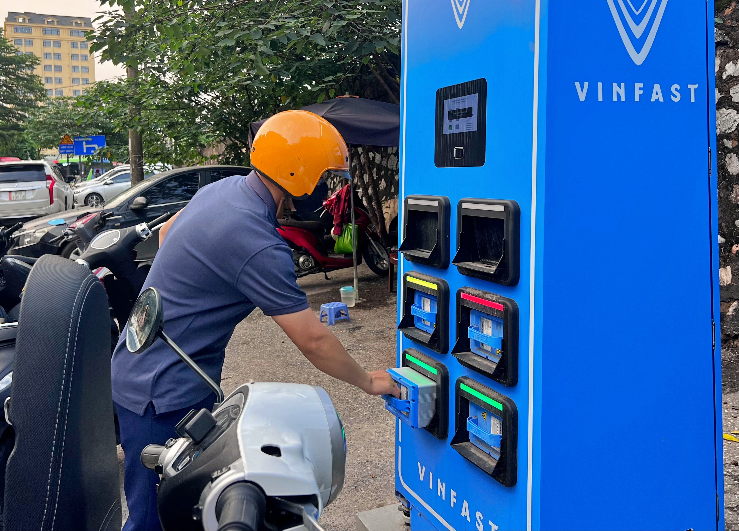 H&agrave; Nội cấm xe xăng: V&ugrave;ng l&otilde;i c&oacute; 13 vị tr&iacute; ph&ugrave; hợp lắp trạm sạc - Ảnh 2.