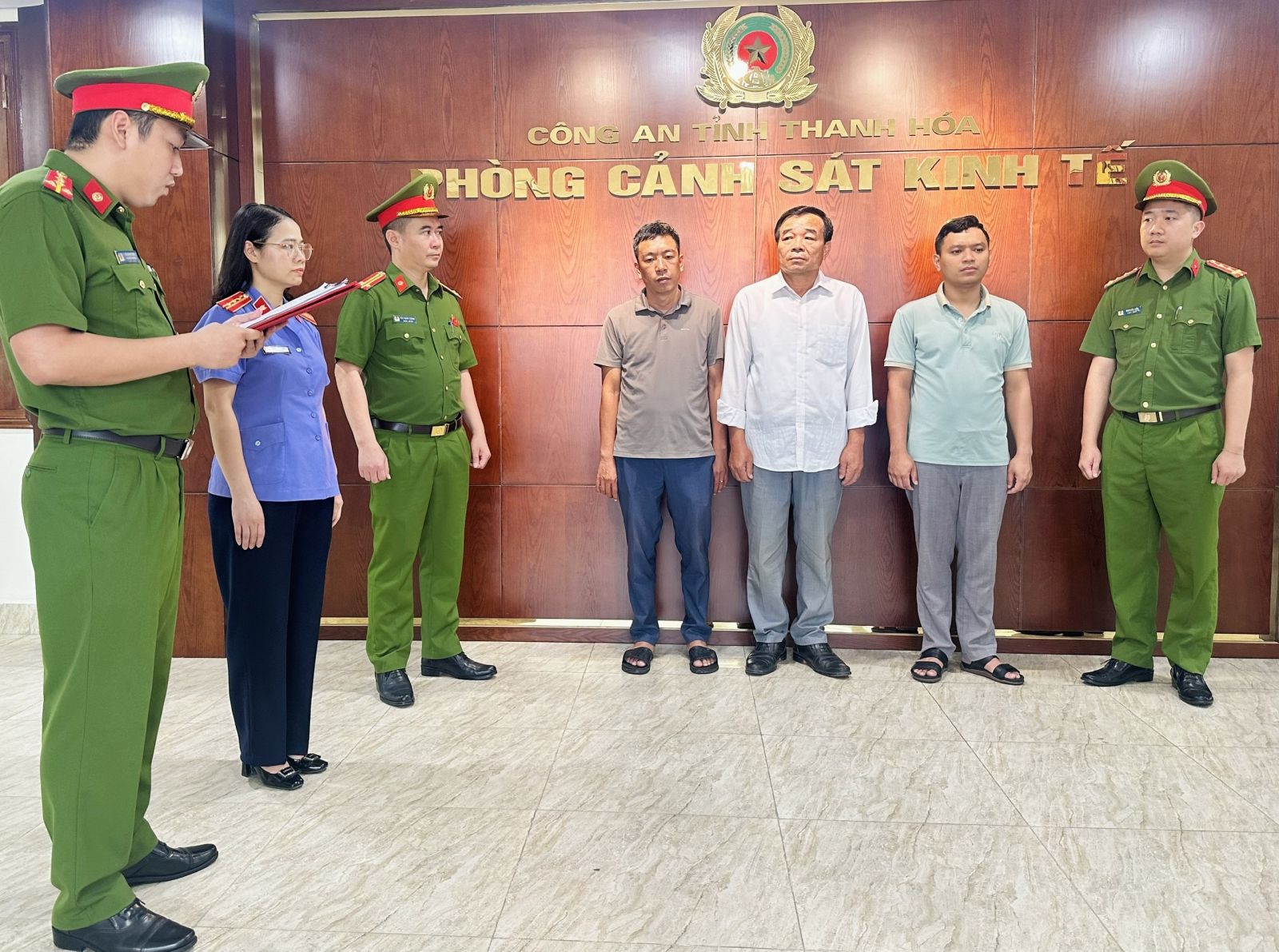 Chủ tịch xã và 2 giám đốc công ty lập khống hồ sơ để thanh toán tiền dự án- Ảnh 1.