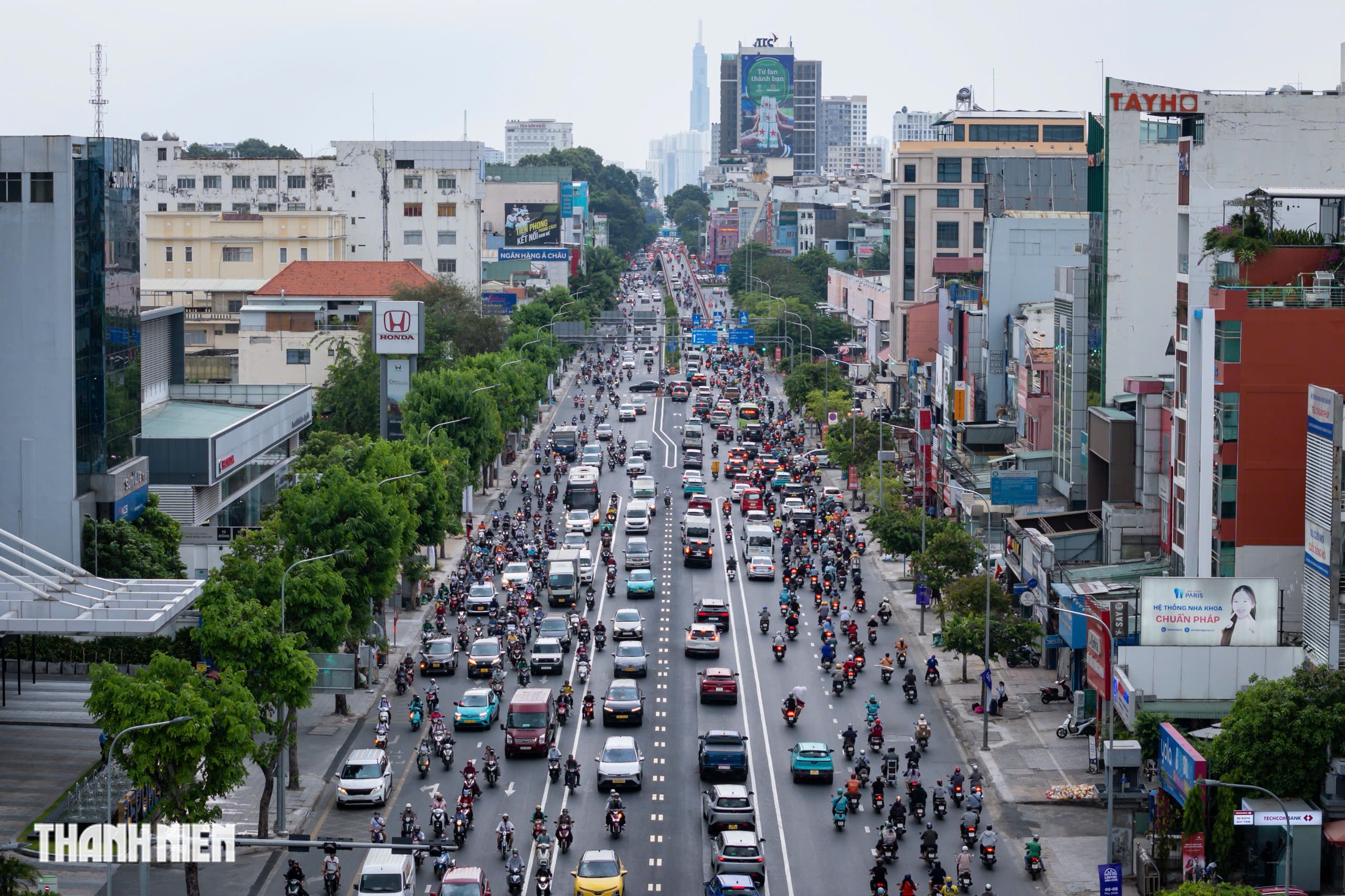 Đường Cộng H&ograve;a đảo chiều l&agrave;n xe: Nhận biết thế n&agrave;o để tr&aacute;nh đi nhầm? - Ảnh 1.