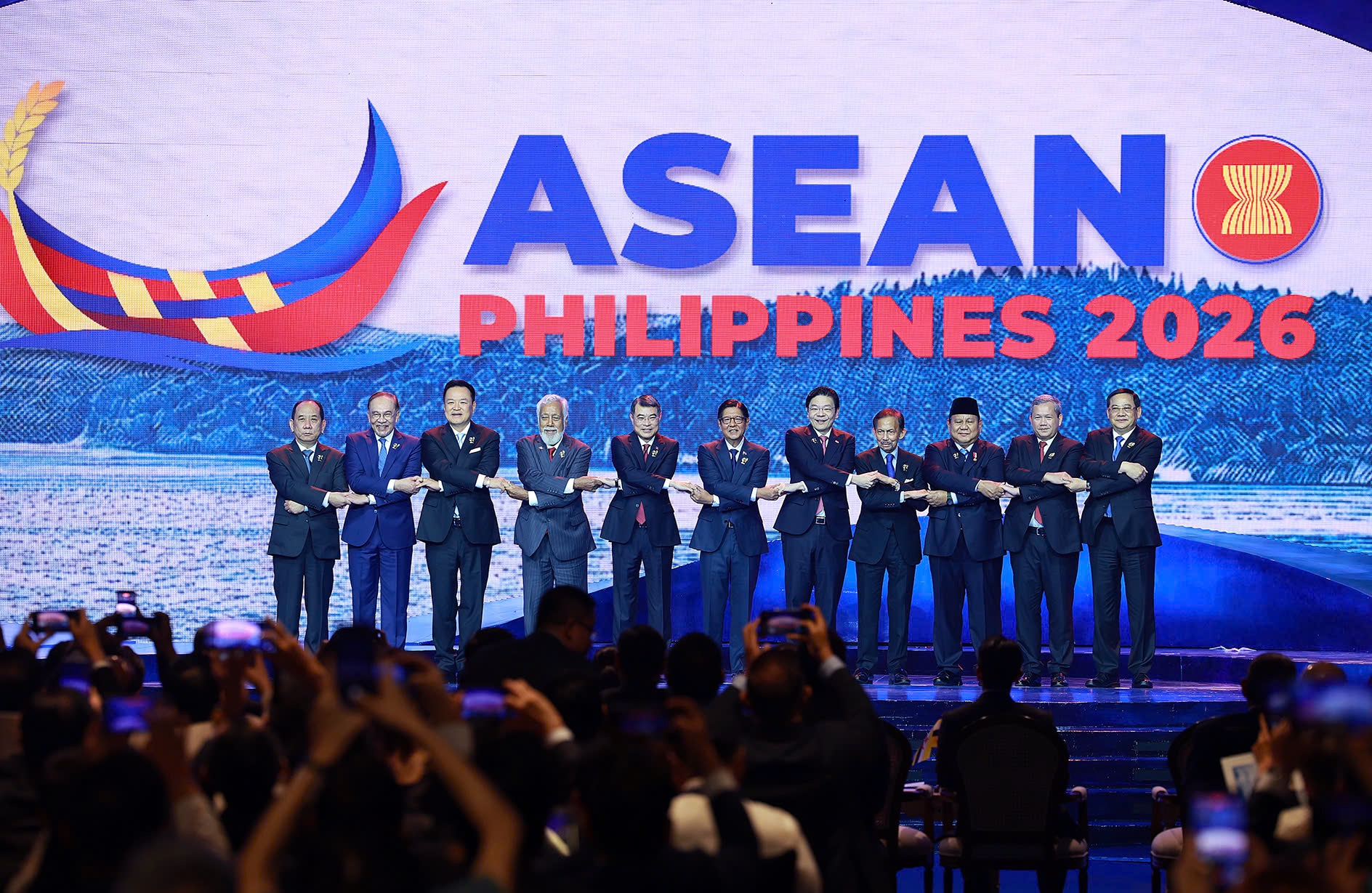 Thủ tướng L&ecirc; Minh Hưng bắt đầu c&aacute;c hoạt động tại Hội nghị cấp cao ASEAN 48- Ảnh 1.