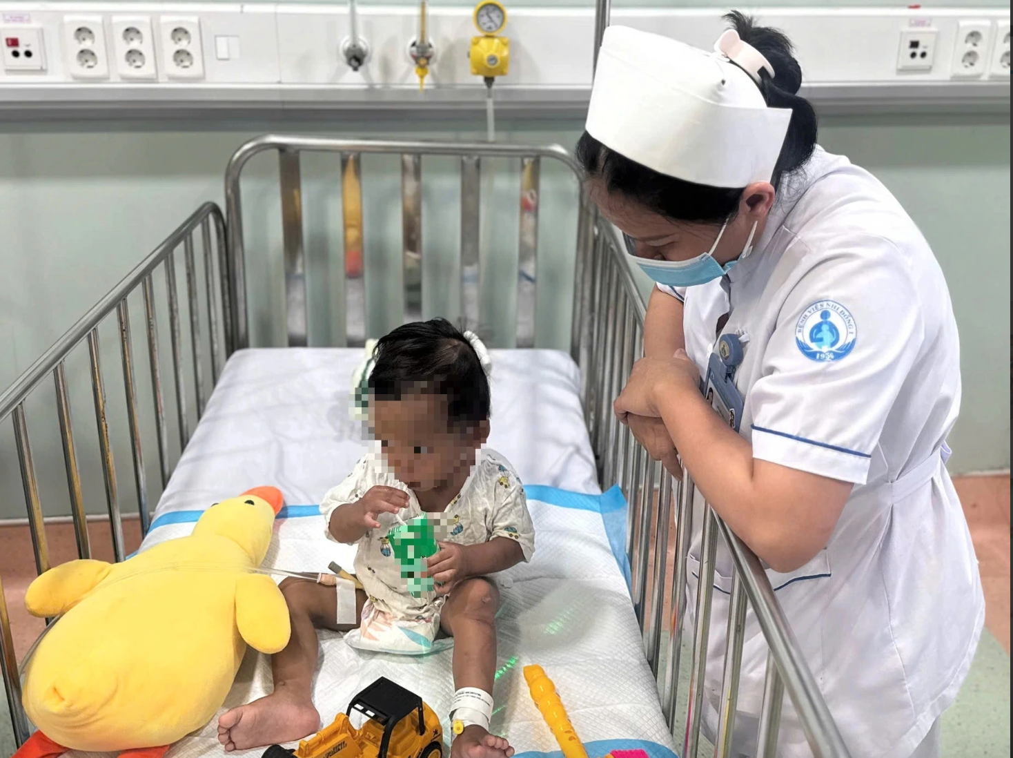 C&aacute;c vụ bạo h&agrave;nh li&ecirc;n quan đến cha dượng, mẹ kế l&agrave;m tổn thương lớn với trẻ - Ảnh 3.