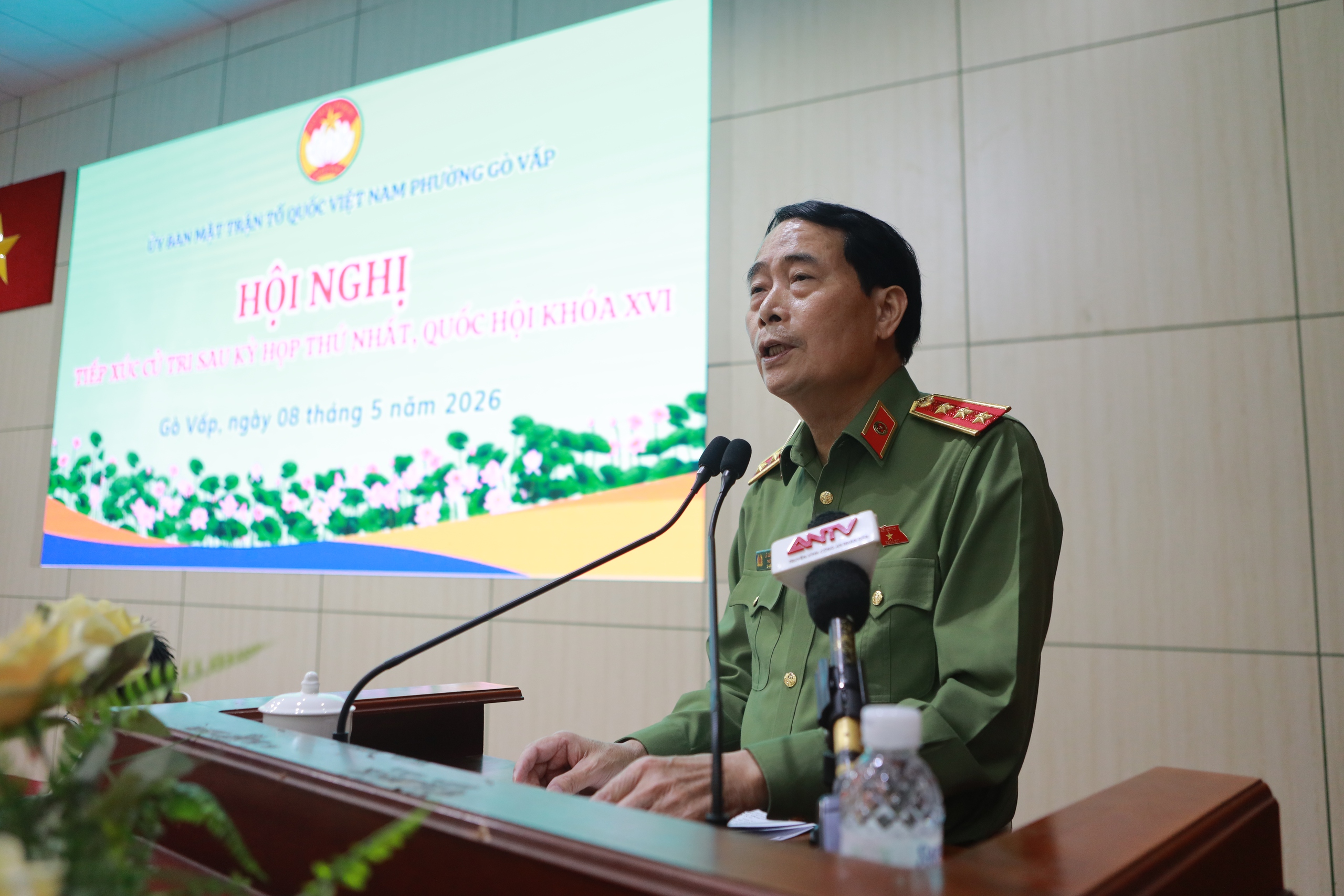 Thứ trưởng Bộ Công an Lê Quốc Hùng: Siết chặt thực phẩm bẩn để bảo vệ người dân- Ảnh 4.