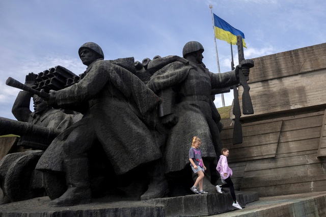Nga-Ukraine nhất tr&iacute; về lệnh ngừng bắn 3 ng&agrave;y do Mỹ l&agrave;m trung gian - Ảnh 1.