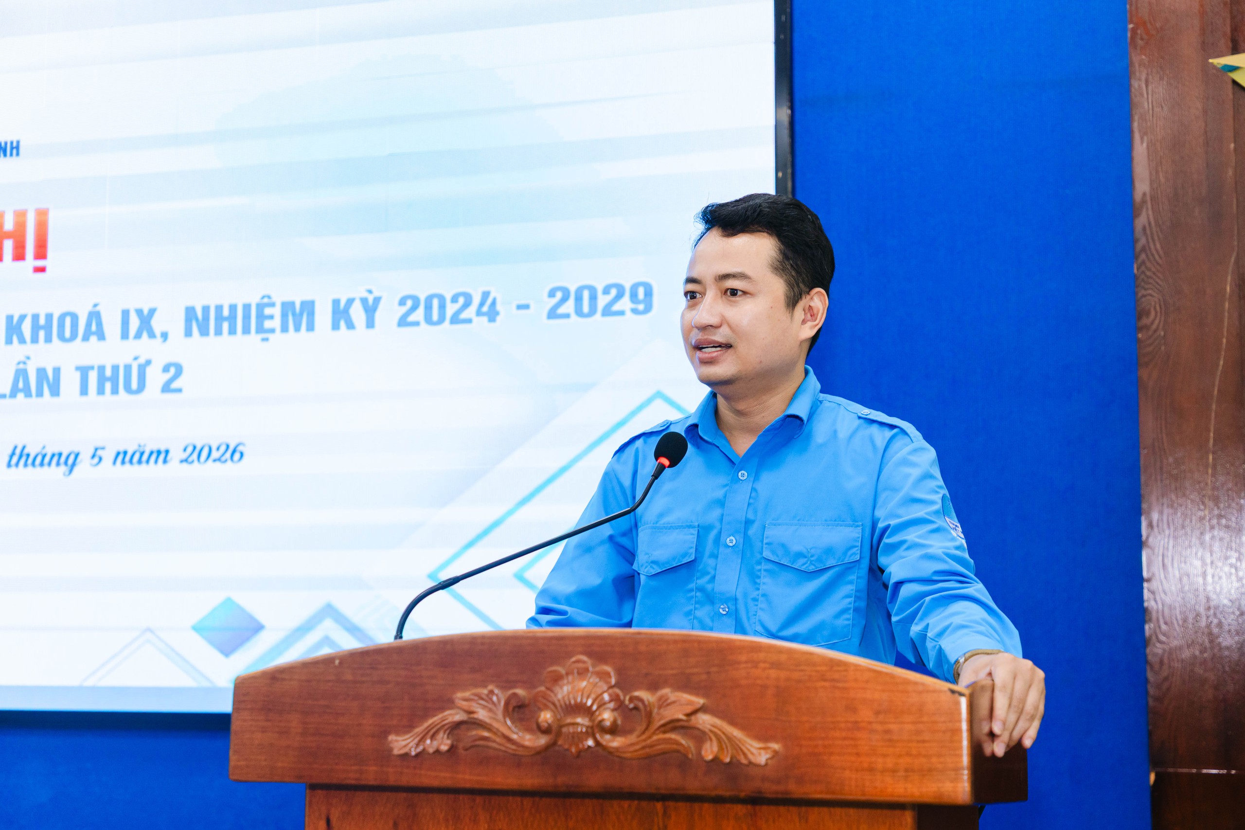 Anh Lê Tuấn Anh giữ chức Chủ tịch Hội Liên hiệp thanh niên Việt