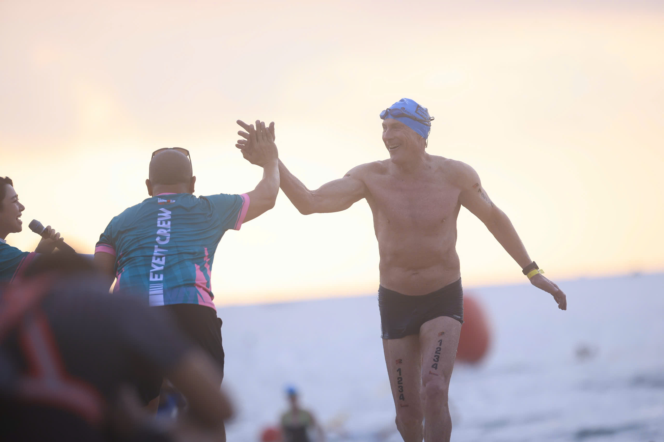 'Tượng đ&agrave;i' IRONMAN Mark Allen khuấy động đường đua tại Đ&agrave; Nẵng- Ảnh 5.