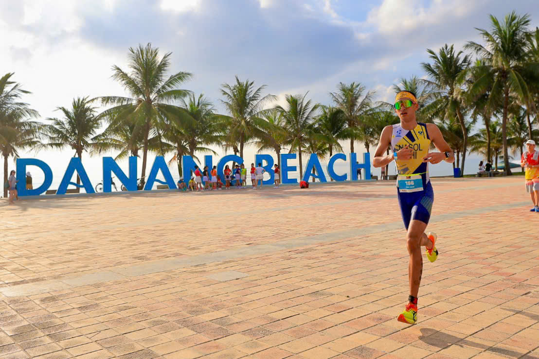 'Tượng đ&agrave;i' IRONMAN Mark Allen khuấy động đường đua tại Đ&agrave; Nẵng- Ảnh 9.