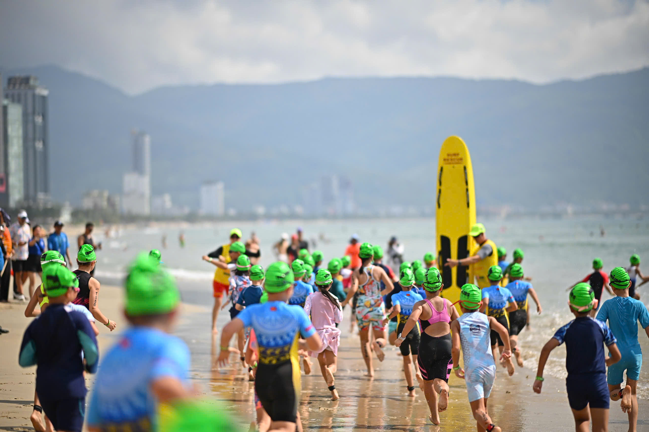'Tượng đ&agrave;i' IRONMAN Mark Allen khuấy động đường đua tại Đ&agrave; Nẵng- Ảnh 11.
