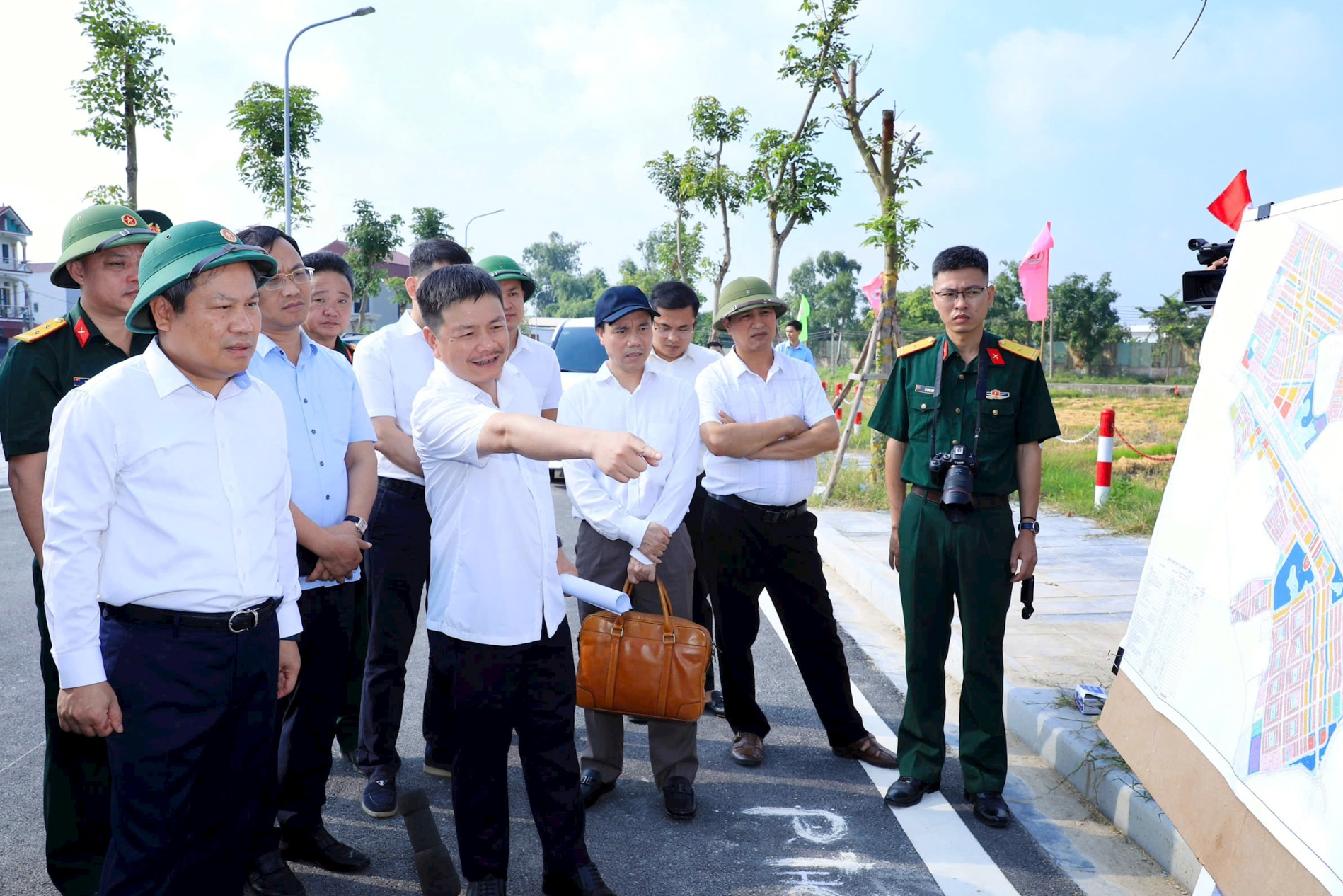 Hà Nội: 50% quỹ nhà khu đô thị đa mục tiêu để phục vụ tái định cư - Ảnh 1.