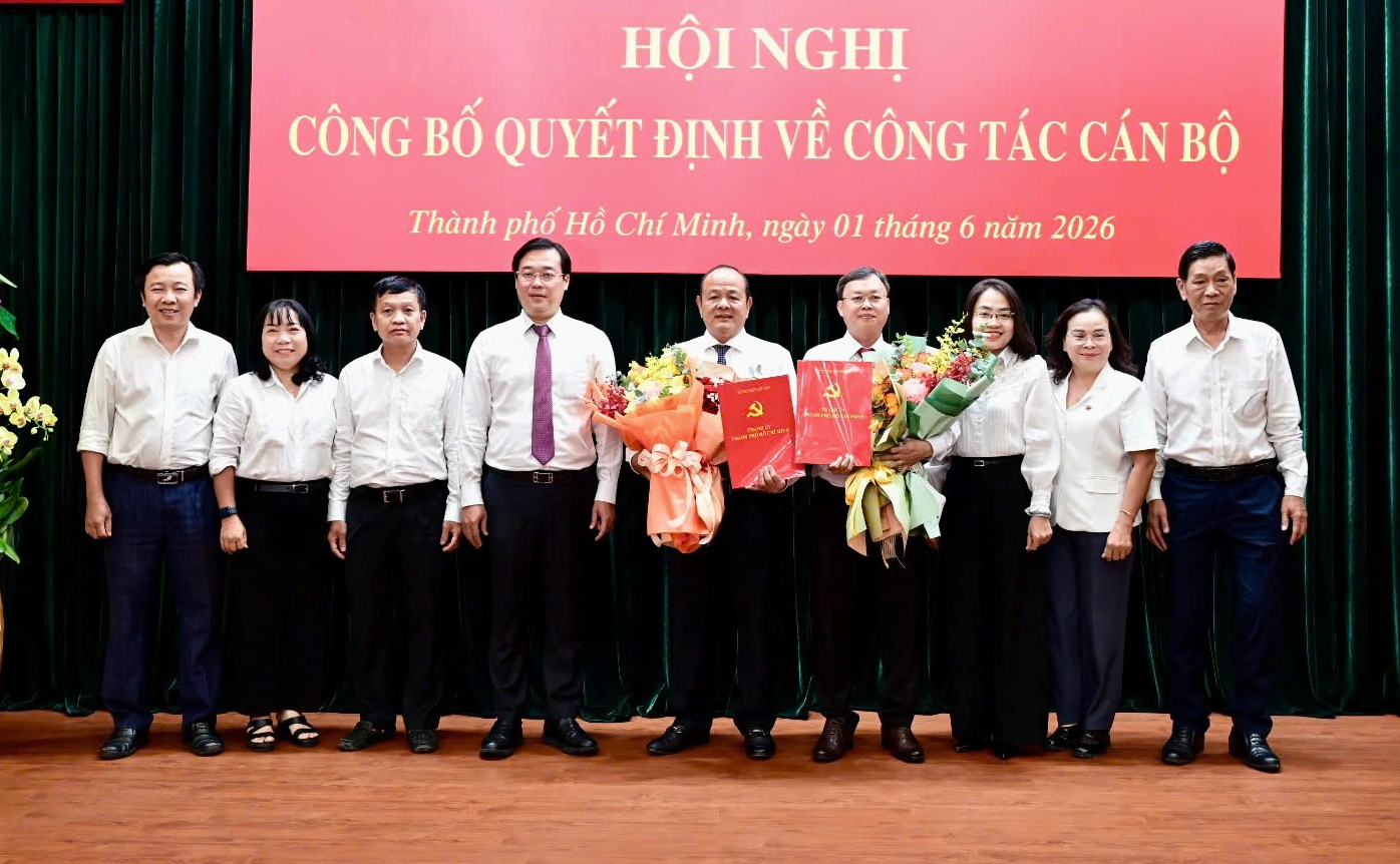 Thành ủy TP.HCM chỉ định Bí thư 2 phường An Khánh, An Phú Đông - Ảnh 1.