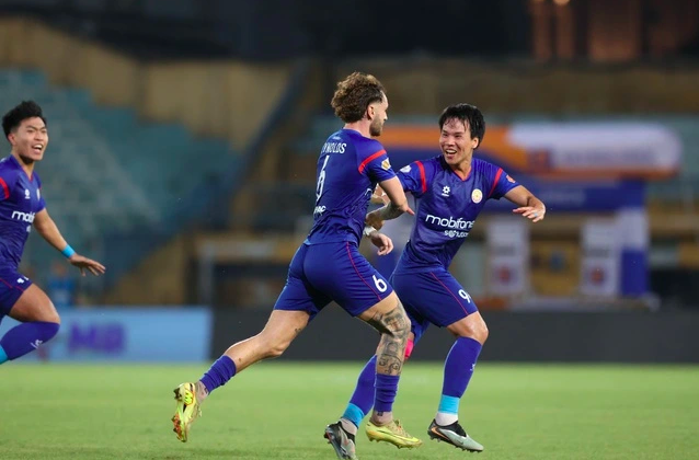 Ba đội cuối bảng c&ugrave;ng 21 điểm trước v&ograve;ng chốt hạ V-League: Gay cấn đỉnh điểm!
- Ảnh 2.