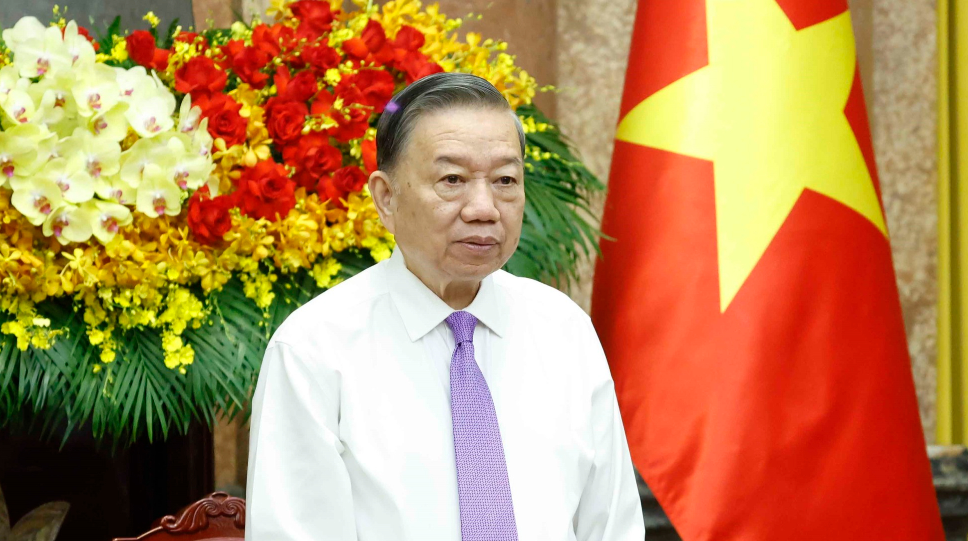 Tổng Bí thư, Chủ tịch nước Tô Lâm: Càng sống càng tử tế hơn- Ảnh 1. Tổng Bí thư, Chủ tịch nước Tô Lâm: Càng sống càng tử tế hơn- Ảnh 1.