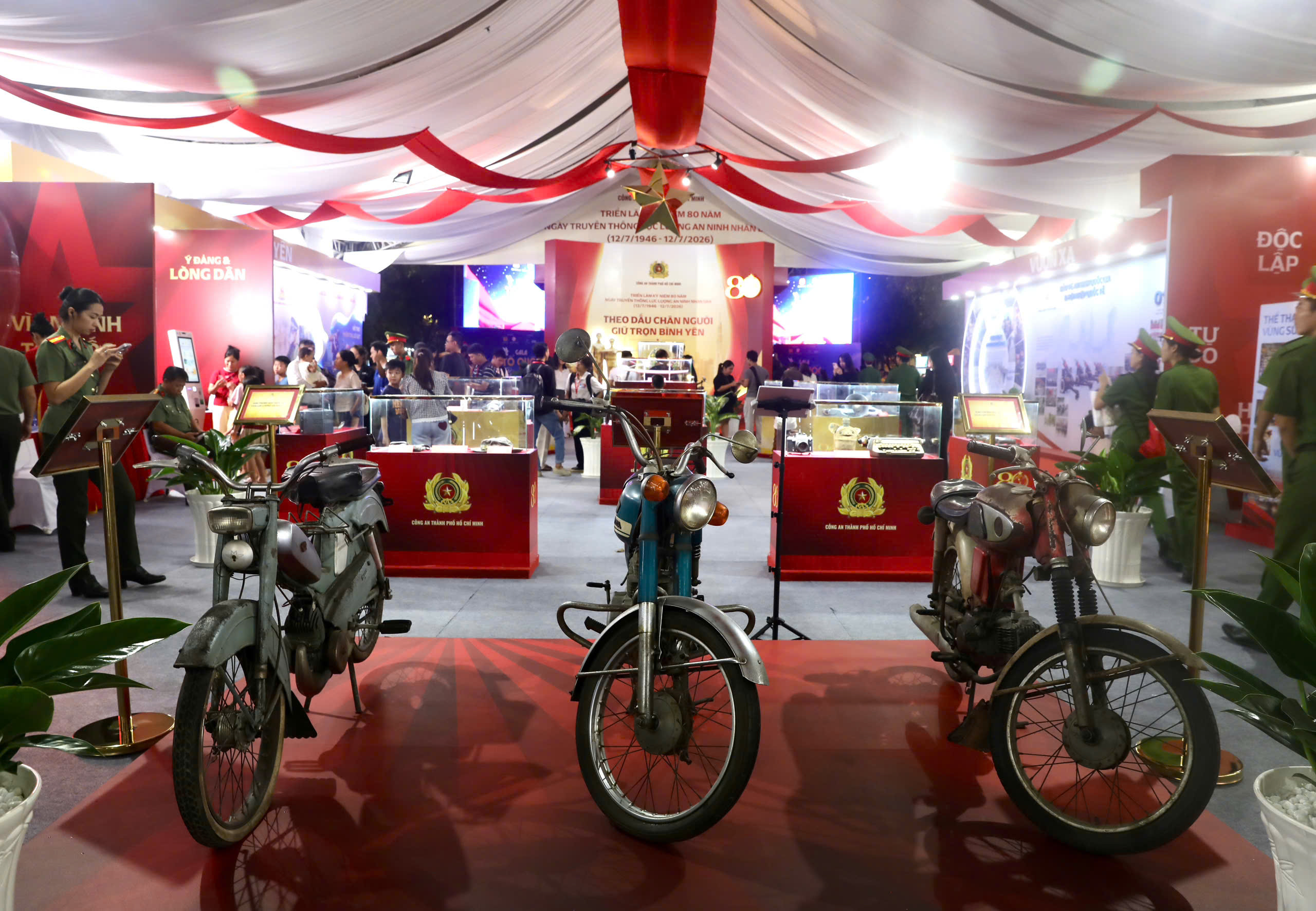 Gala 'Tổ quốc bình yên': Tái hiện 80 năm lịch sử An ninh nhân dân - Ảnh 12.