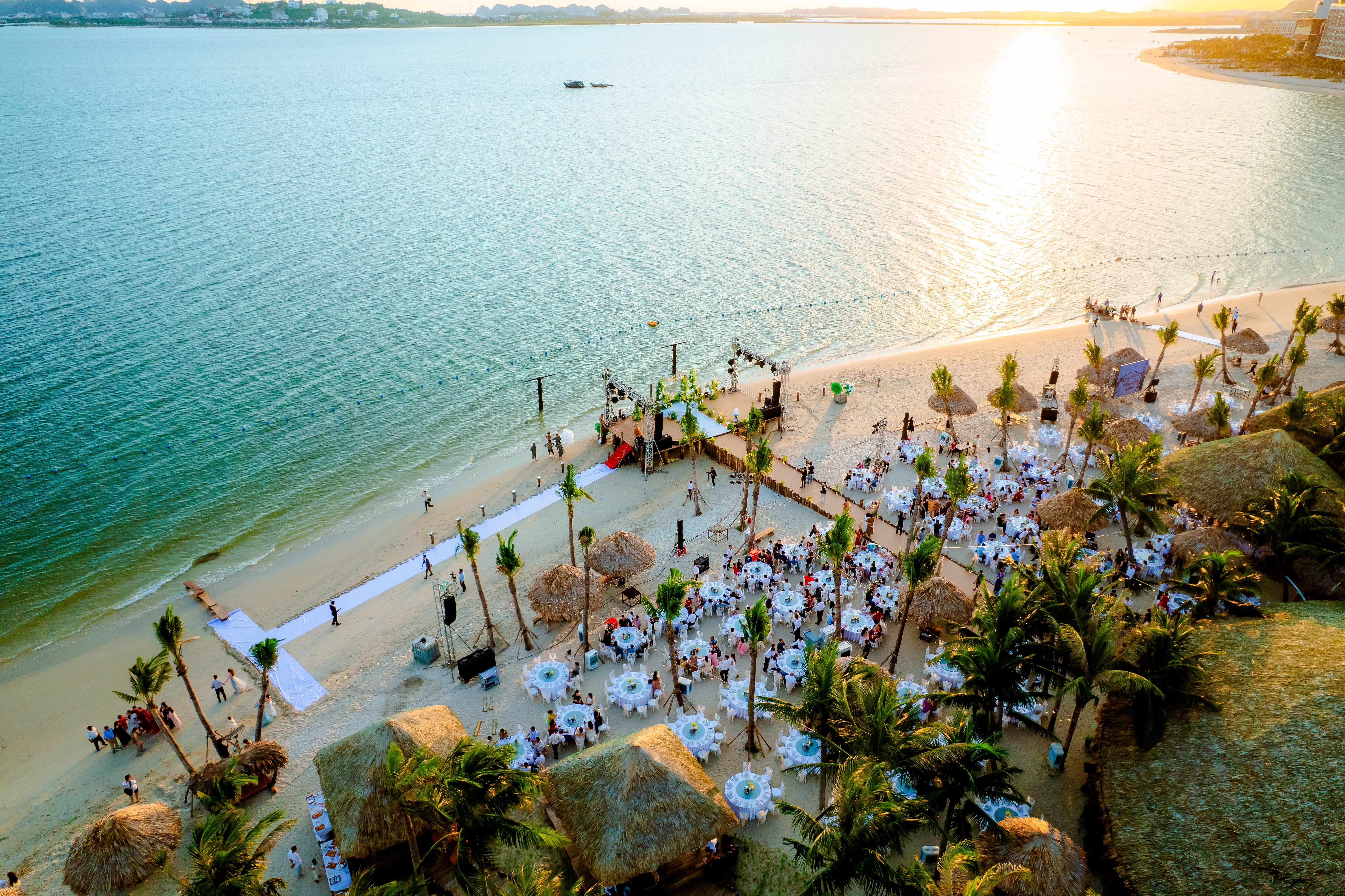 Halong Marina: Từ đô thị đáng sống đến hệ sinh thái tạo dòng tiền- Ảnh 2. Halong Marina: Từ đô thị đáng sống đến hệ sinh thái tạo dòng tiền- Ảnh 2.