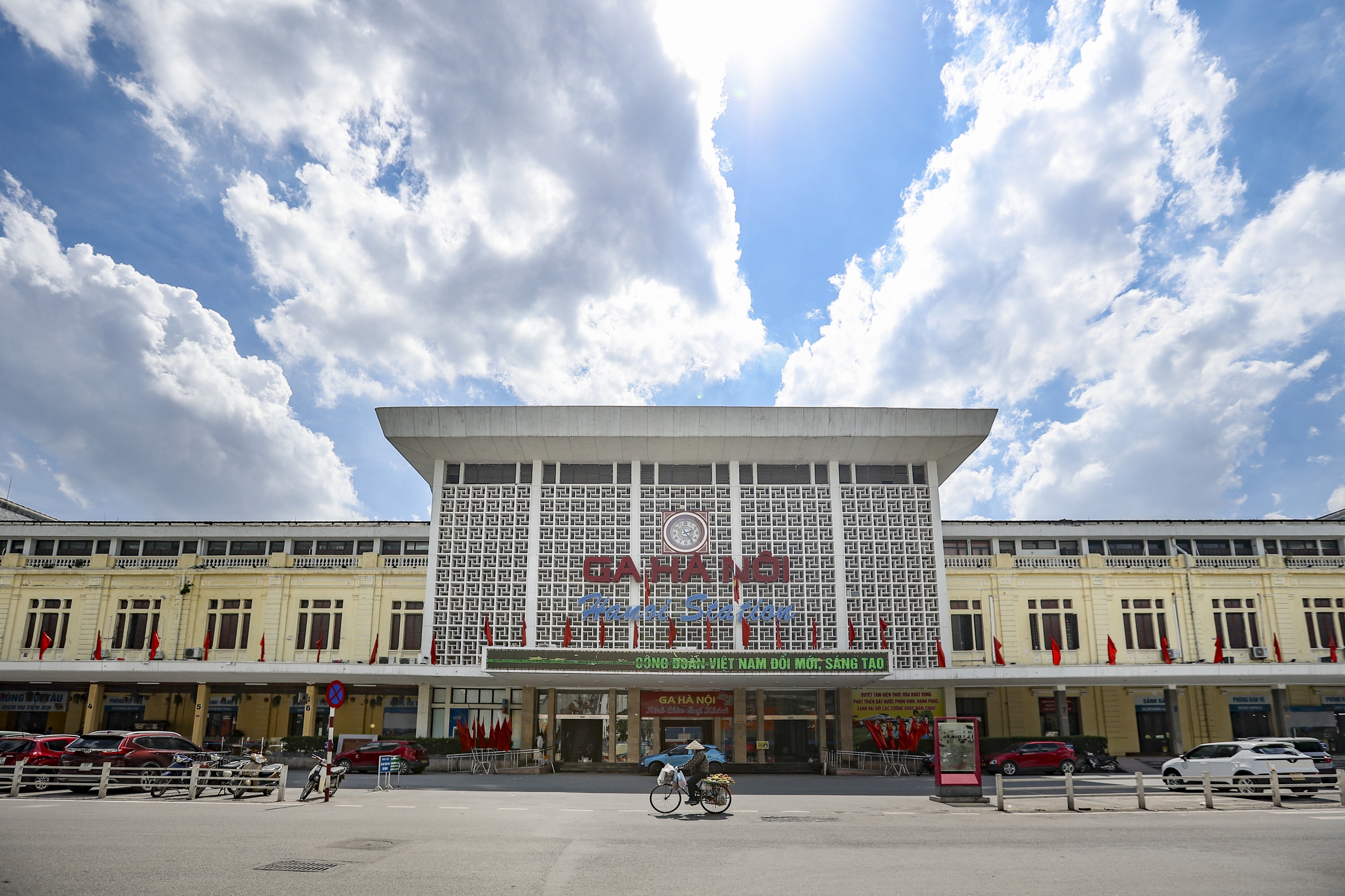 Ga Hà Nội 120 năm tuổi trước đề xuất di dời- Ảnh 2. Ga Hà Nội 120 năm tuổi trước đề xuất di dời- Ảnh 2.