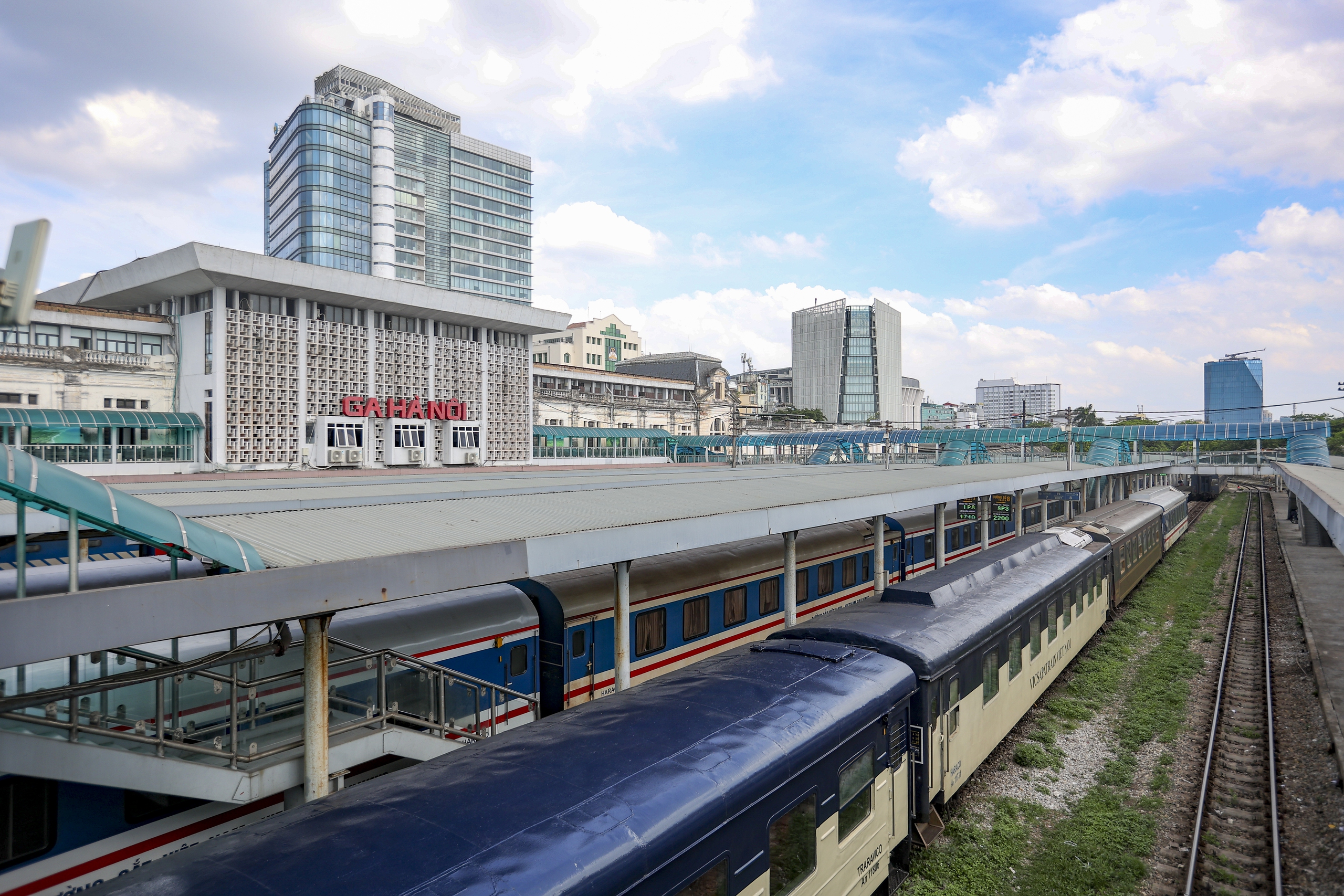 Ga Hà Nội 120 năm tuổi trước đề xuất di dời- Ảnh 13. Ga Hà Nội 120 năm tuổi trước đề xuất di dời- Ảnh 13.