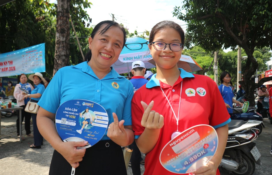 Có một điểm thi tốt nghiệp THPT được mệnh danh là 'ngọt ngào nhất TP.HCM' - Ảnh 4. Có một điểm thi tốt nghiệp THPT được mệnh danh là 'ngọt ngào nhất TP.HCM' - Ảnh 4.