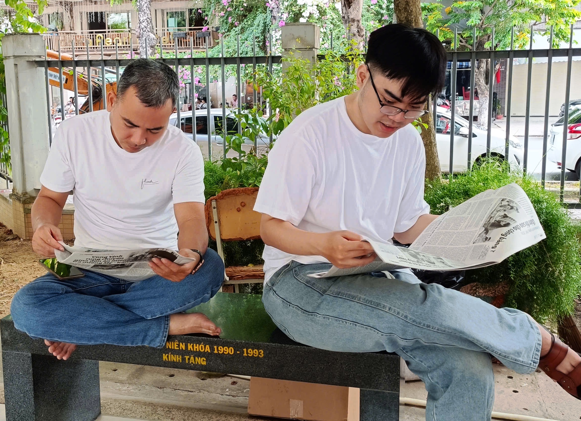 Thi tốt nghiệp THPT: Phụ huynh Đà Nẵng vơi bớt áp lực nhờ món quà ý nghĩa- Ảnh 15. Thi tốt nghiệp THPT: Phụ huynh Đà Nẵng vơi bớt áp lực nhờ món quà ý nghĩa- Ảnh 15.