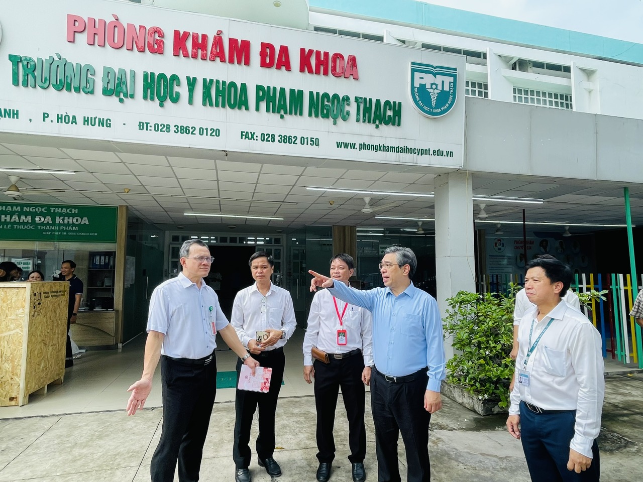 TP.HCM tìm thêm đất công dôi dư để giảm quá tải bệnh viện - Ảnh 1.