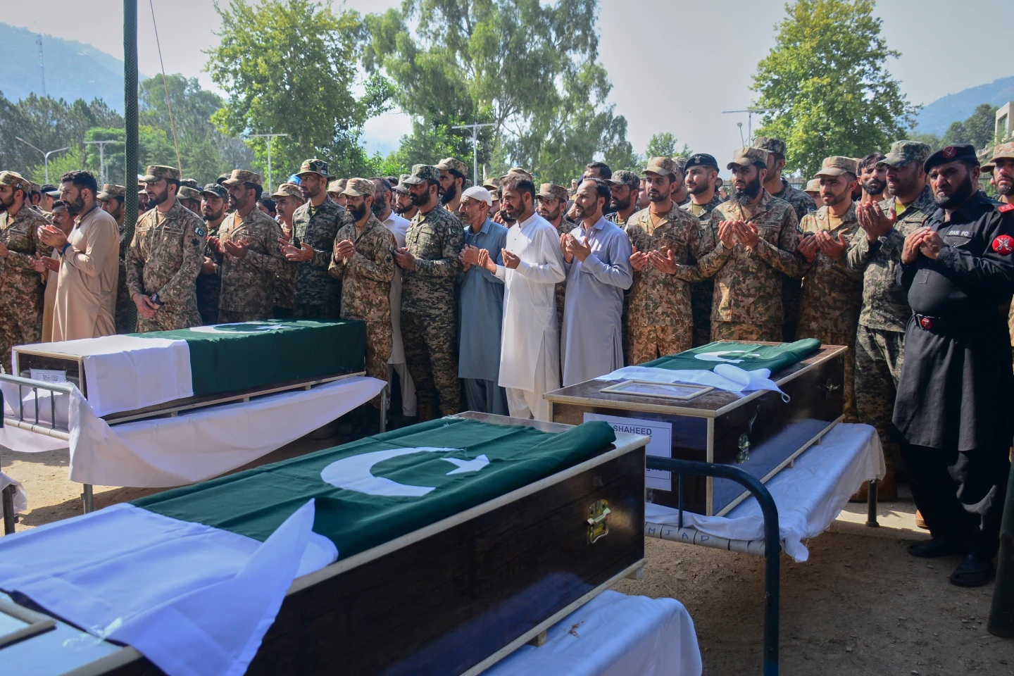 22 quân nhân thiệt mạng trong vụ rơi trực thăng quân sự Pakistan - Ảnh 1.