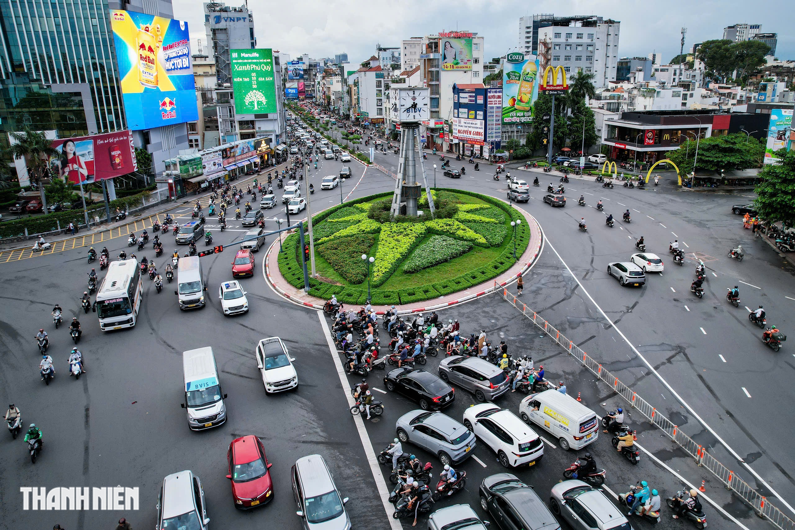 Sau đường Cộng Hòa và vòng xoay Điện Biên Phủ, TP.HCM đang đổi cách chống kẹt xe - Ảnh 3.