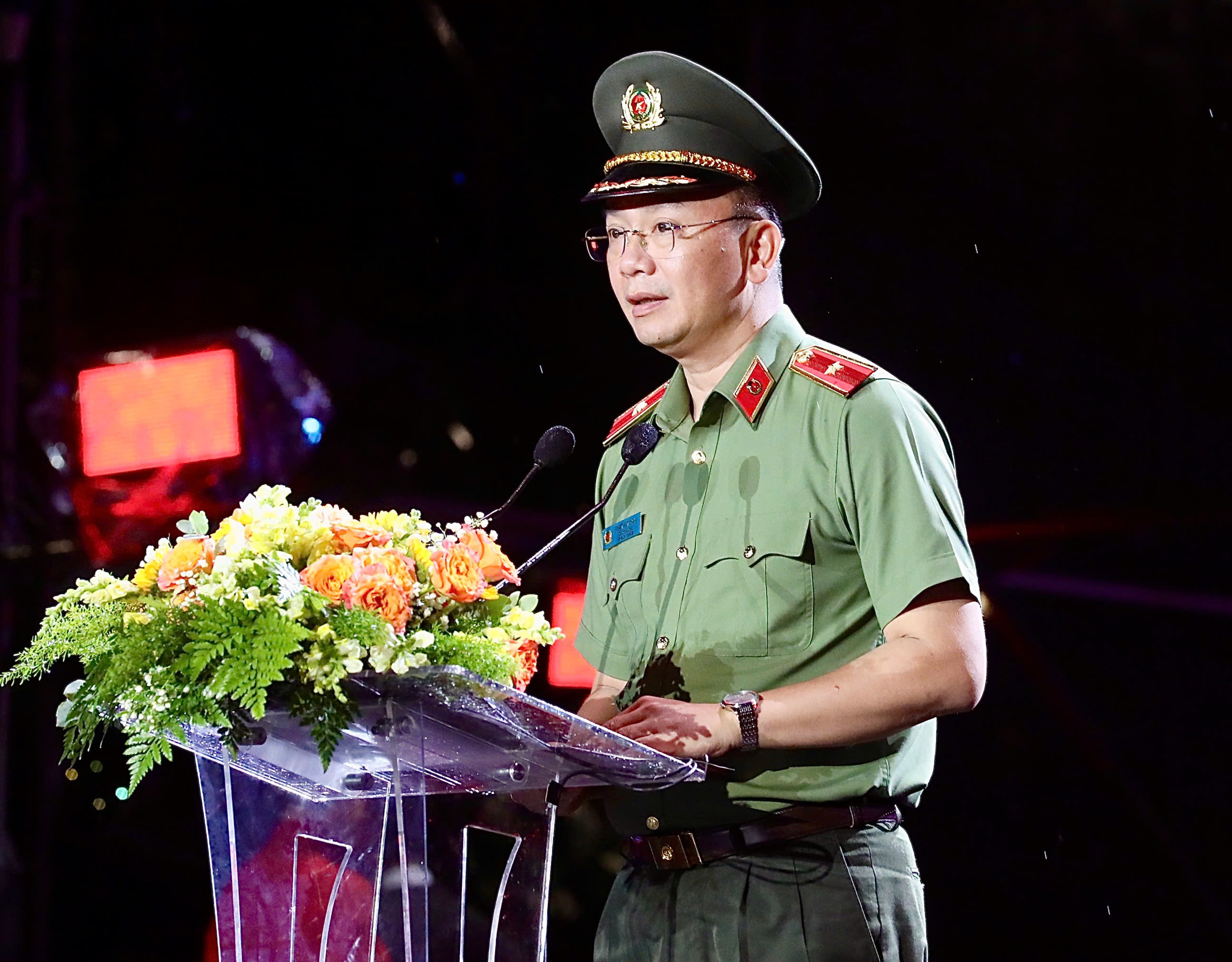 Khai mạc chuỗi sự kiện Gala 'Tổ quốc bình yên' tại phố đi bộ Nguyễn Huệ- Ảnh 1. Khai mạc chuỗi sự kiện Gala 'Tổ quốc bình yên' tại phố đi bộ Nguyễn Huệ- Ảnh 1.