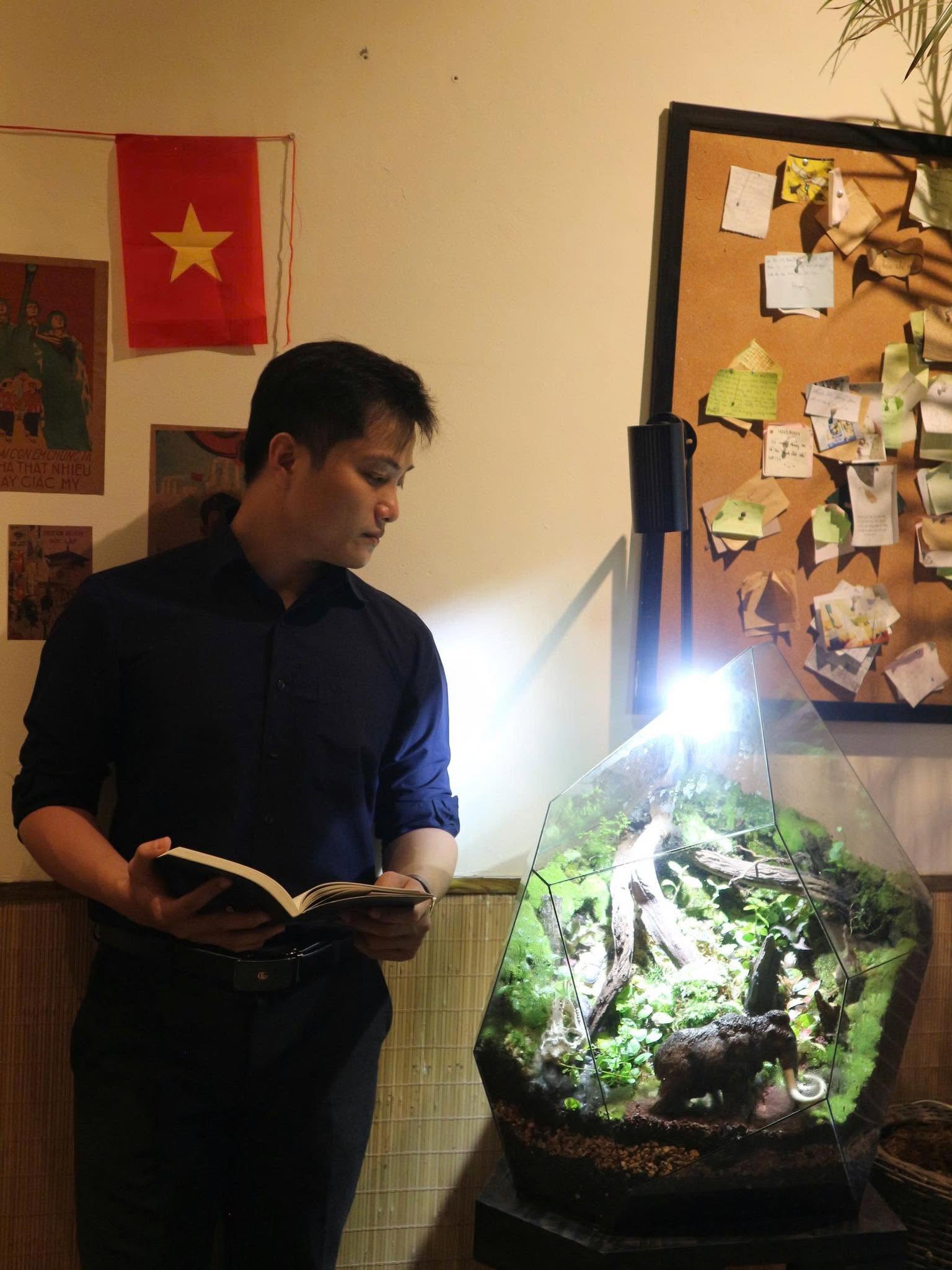 Cùng sống xanh số 152: Khi nghệ thuật terrarium được chăm sóc bằng vi sinh bản địa - Ảnh 1.