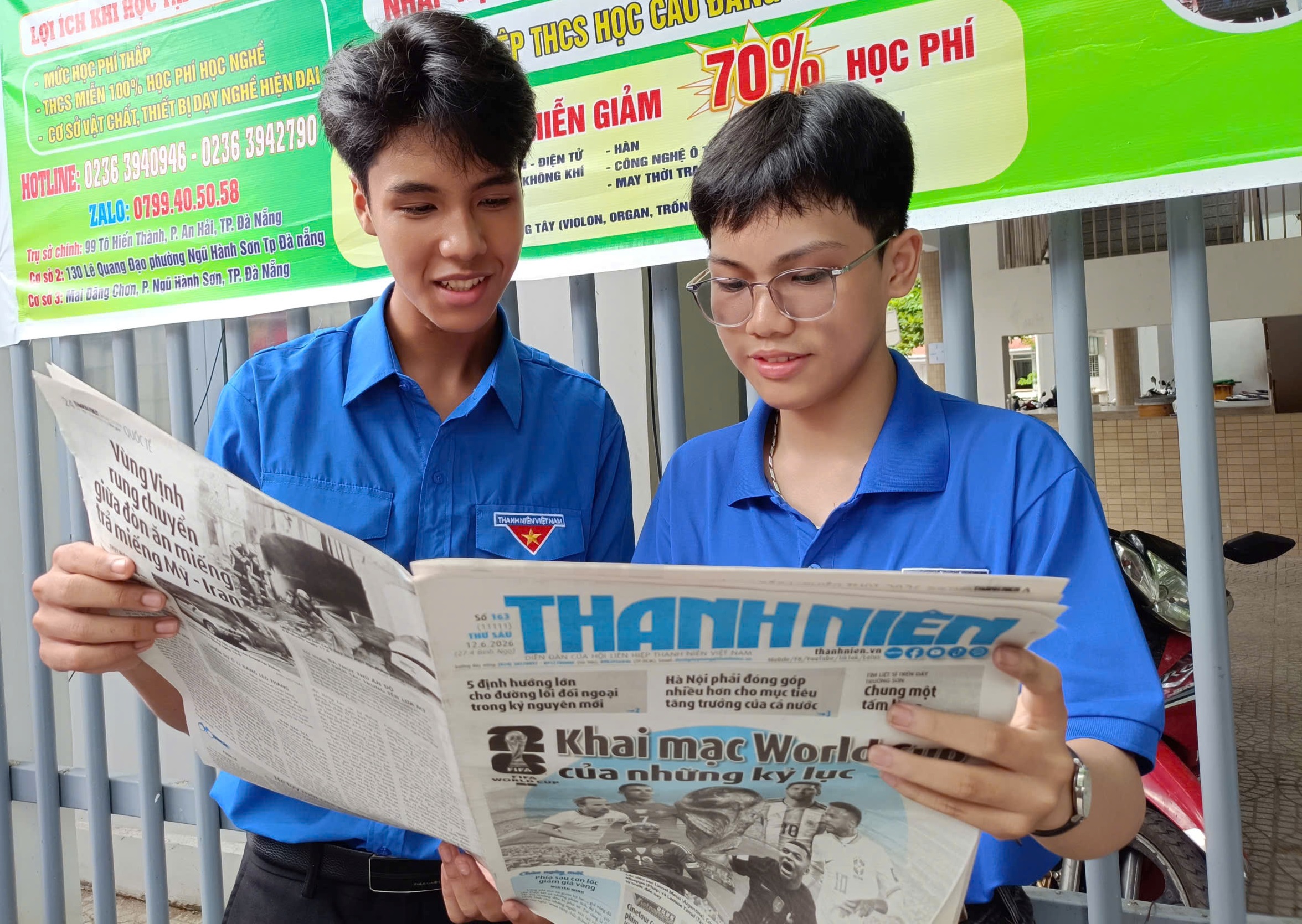 Thi tốt nghiệp THPT: Phụ huynh Đà Nẵng vơi bớt áp lực nhờ món quà ý nghĩa- Ảnh 10. Thi tốt nghiệp THPT: Phụ huynh Đà Nẵng vơi bớt áp lực nhờ món quà ý nghĩa- Ảnh 10.