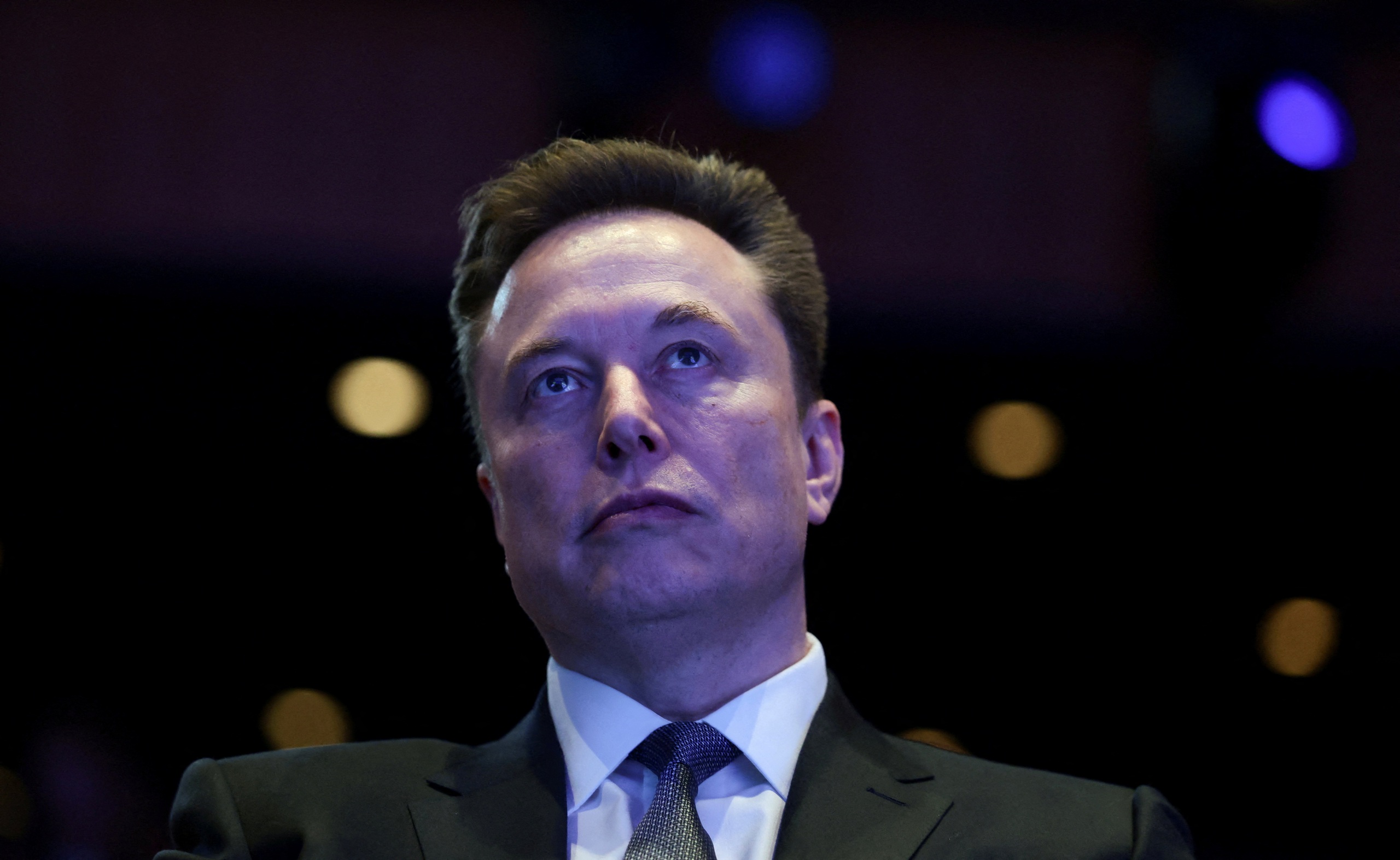 Ông Elon Musk trở thành tỉ phú nghìn tỉ đầu tiên trên thế giới - Ảnh 1.