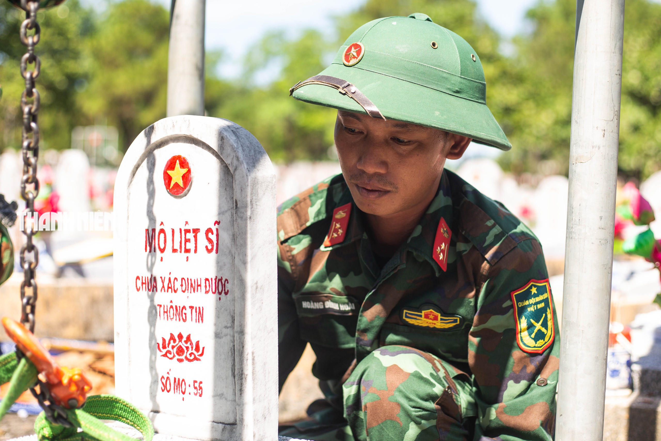 Bộ đội Quảng Trị phơi mình dưới nắng, nỗ lực 'trả lại tên' cho những liệt sĩ- Ảnh 5.