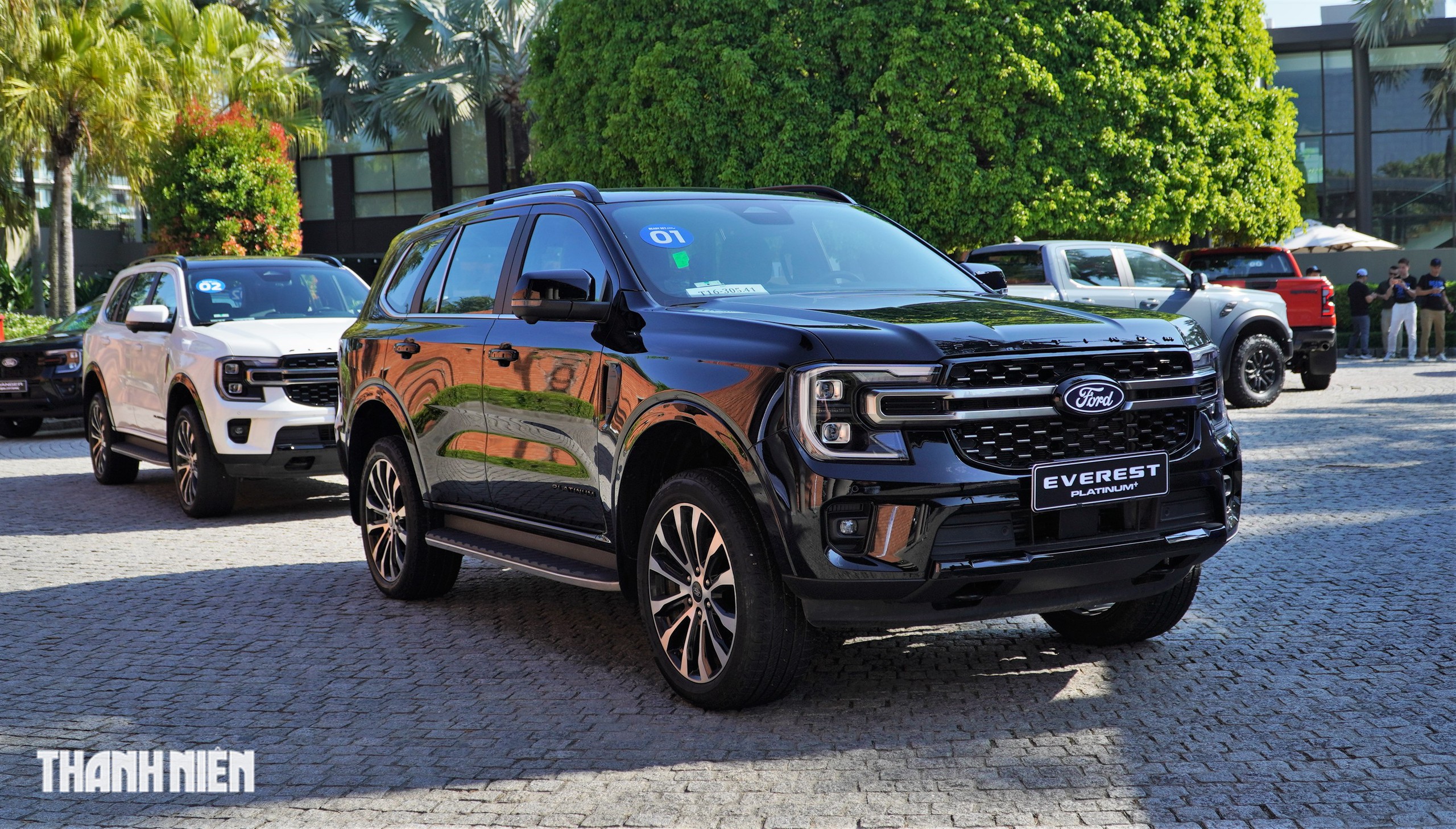 SUV 7 chỗ: Toyota Fortuner ng&agrave;y c&agrave;ng 'hụt hơi' trước Ford Everest - Ảnh 3.
