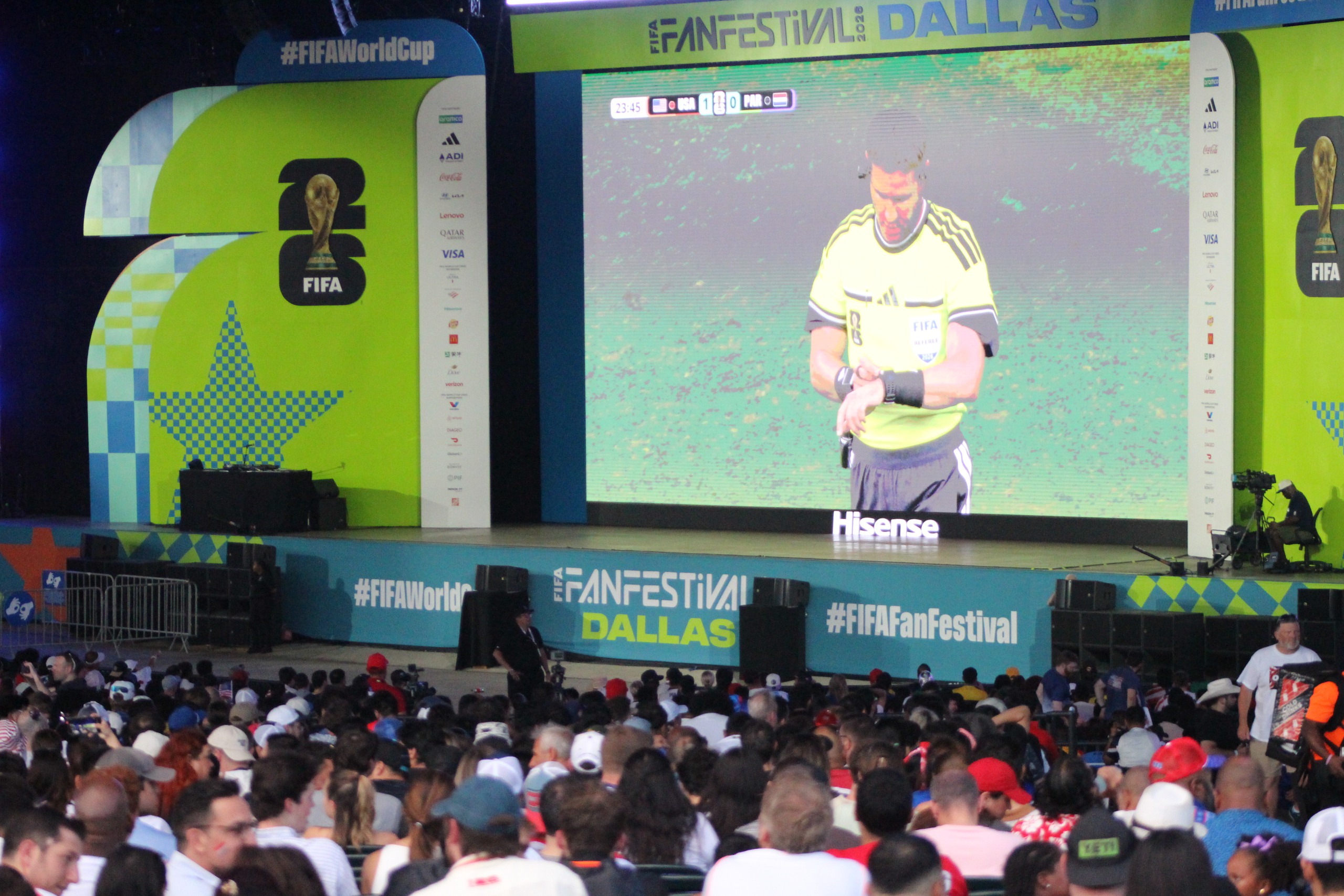 Người Việt định "đột nhập" FIFA Fan Festival™ Dallas và tận hưởng giờ khai mạc ra sao? - Ảnh 8.