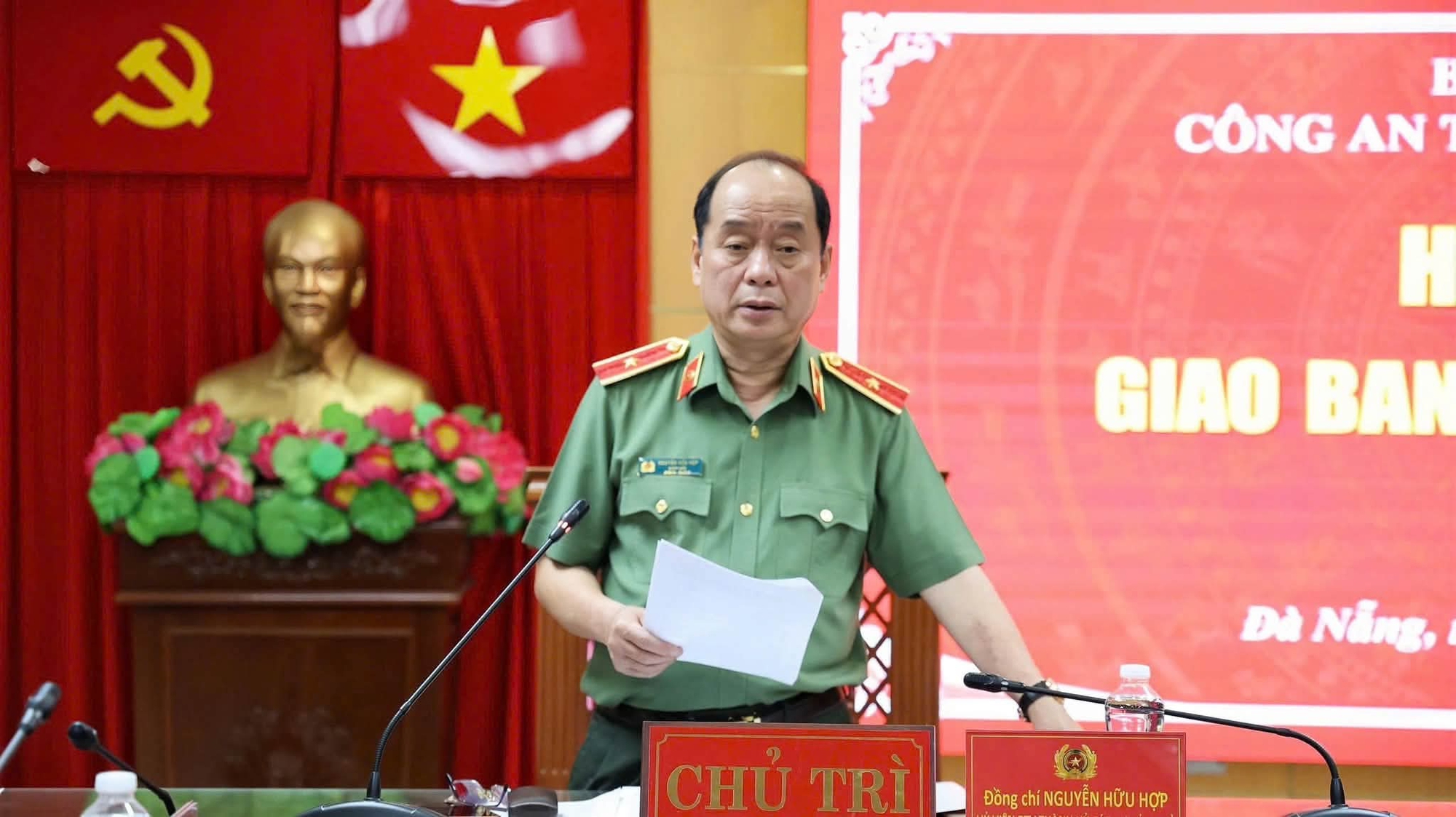 Thiếu tướng Nguyễn Hữu Hợp: Mạnh tay truy quét hàng giả, ma túy trong mùa lễ hội- Ảnh 1.
