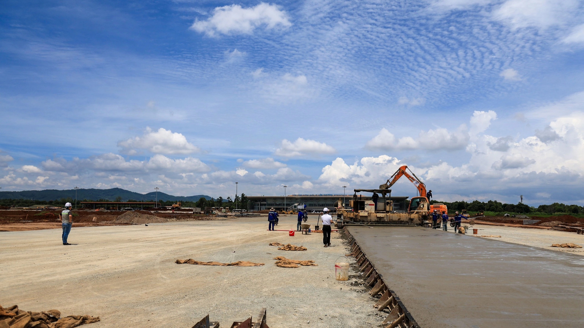 Đề xuất mở lại sân bay Liên Khương từ ngày 19.8- Ảnh 3. Đề xuất mở lại sân bay Liên Khương từ ngày 19.8- Ảnh 3.