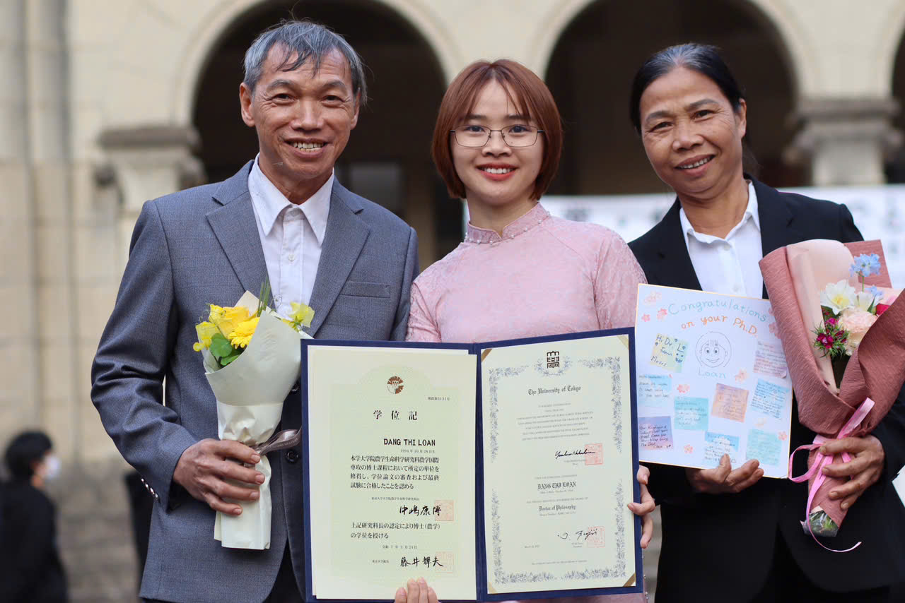 Cô gái mượn cha mẹ 100 triệu đồng đi du học, trở thành tiến sĩ ĐH Tokyo - Ảnh 1. Cô gái mượn cha mẹ 100 triệu đồng đi du học, trở thành tiến sĩ ĐH Tokyo - Ảnh 1.