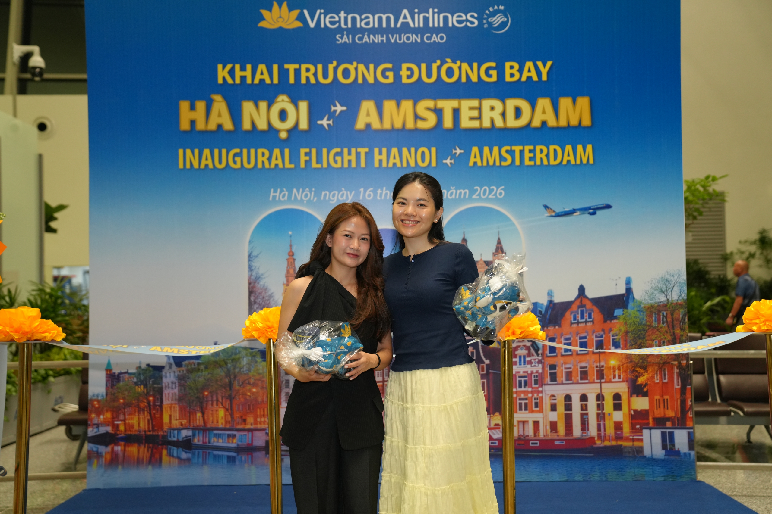 Vietnam Airlines chính thức khai thác đường bay thẳng Hà Nội - Amsterdam - Ảnh 7.