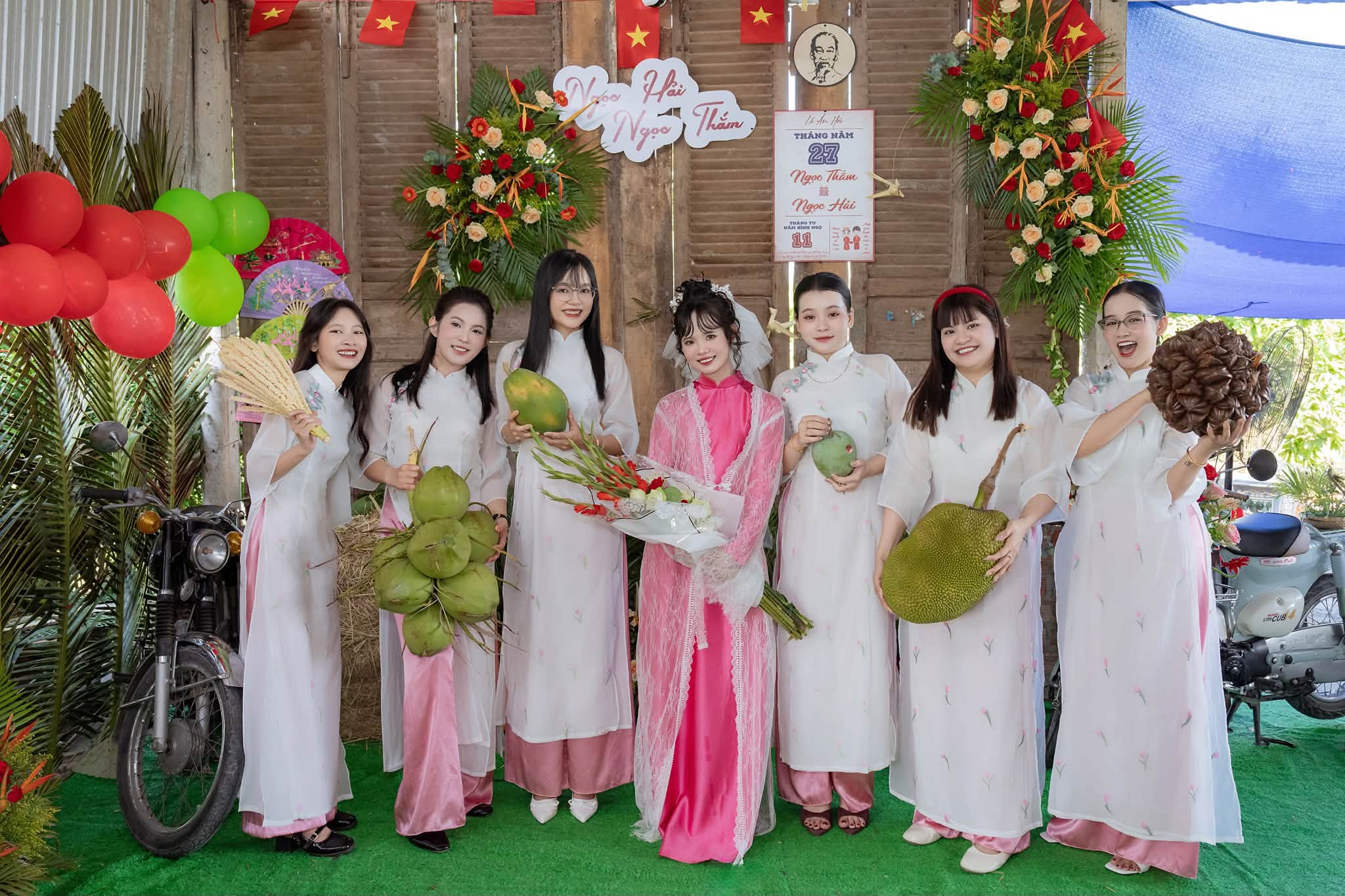 C&ocirc; d&acirc;u 'g&acirc;y sốt' v&igrave; biến c&acirc;y nh&agrave; l&aacute; vườn th&agrave;nh lễ ăn hỏi đẹp như phim - Ảnh 4.