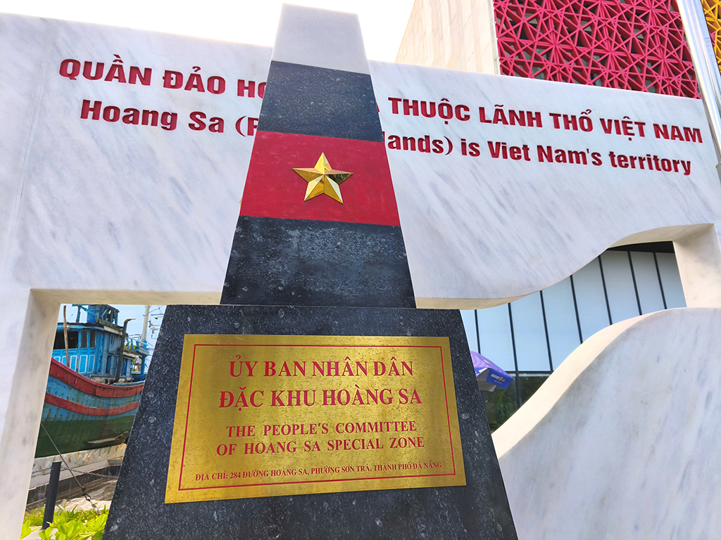 Chuyện ghi ở Chi bộ đặc khu Hoàng Sa- Ảnh 3. Chuyện ghi ở Chi bộ đặc khu Hoàng Sa- Ảnh 3.