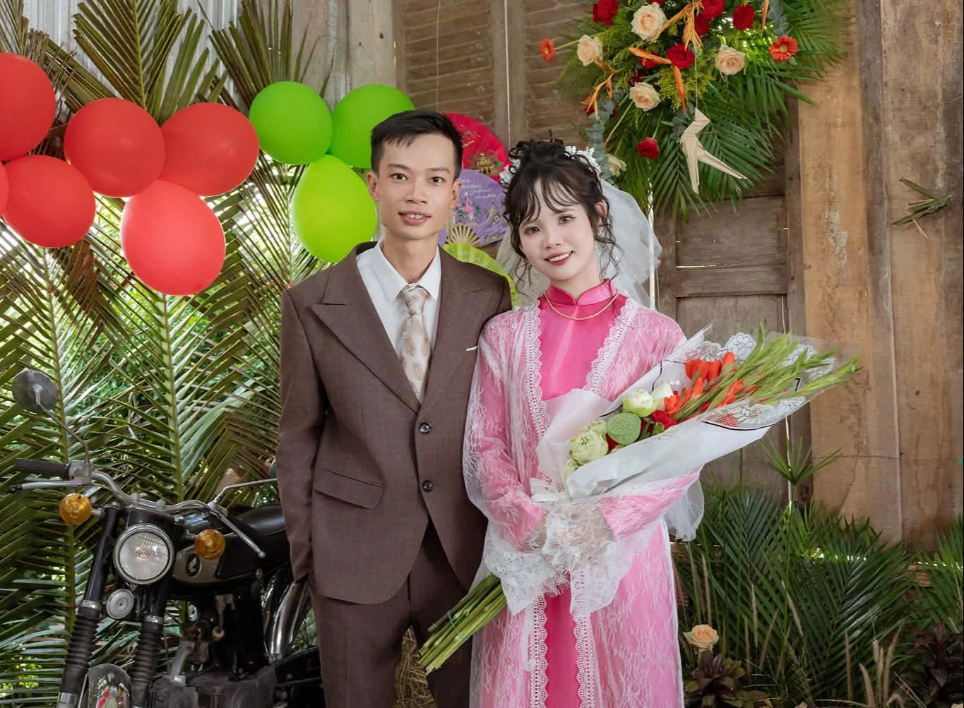C&ocirc; d&acirc;u 'g&acirc;y sốt' v&igrave; biến c&acirc;y nh&agrave; l&aacute; vườn th&agrave;nh lễ ăn hỏi đẹp như phim - Ảnh 10.