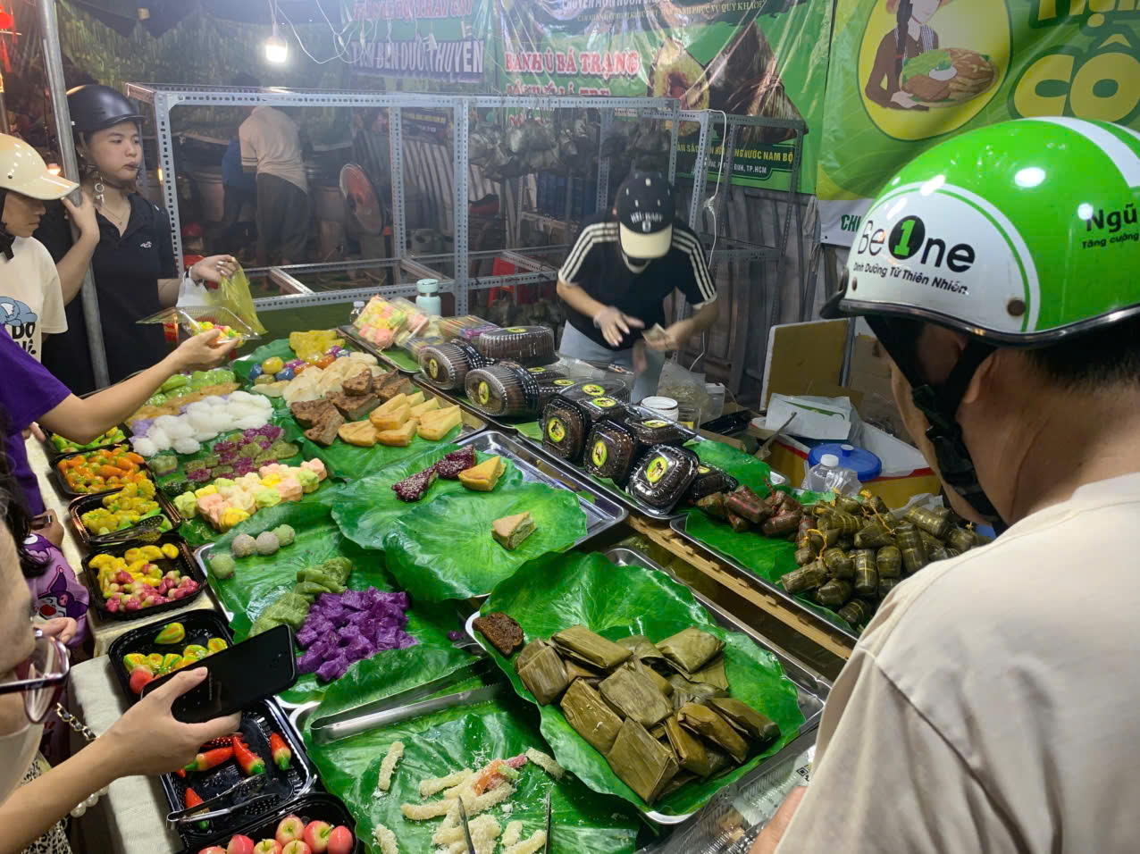 Có một nơi ở TP.HCM mà người trẻ tha hồ ăn trái cây - Ảnh 9.