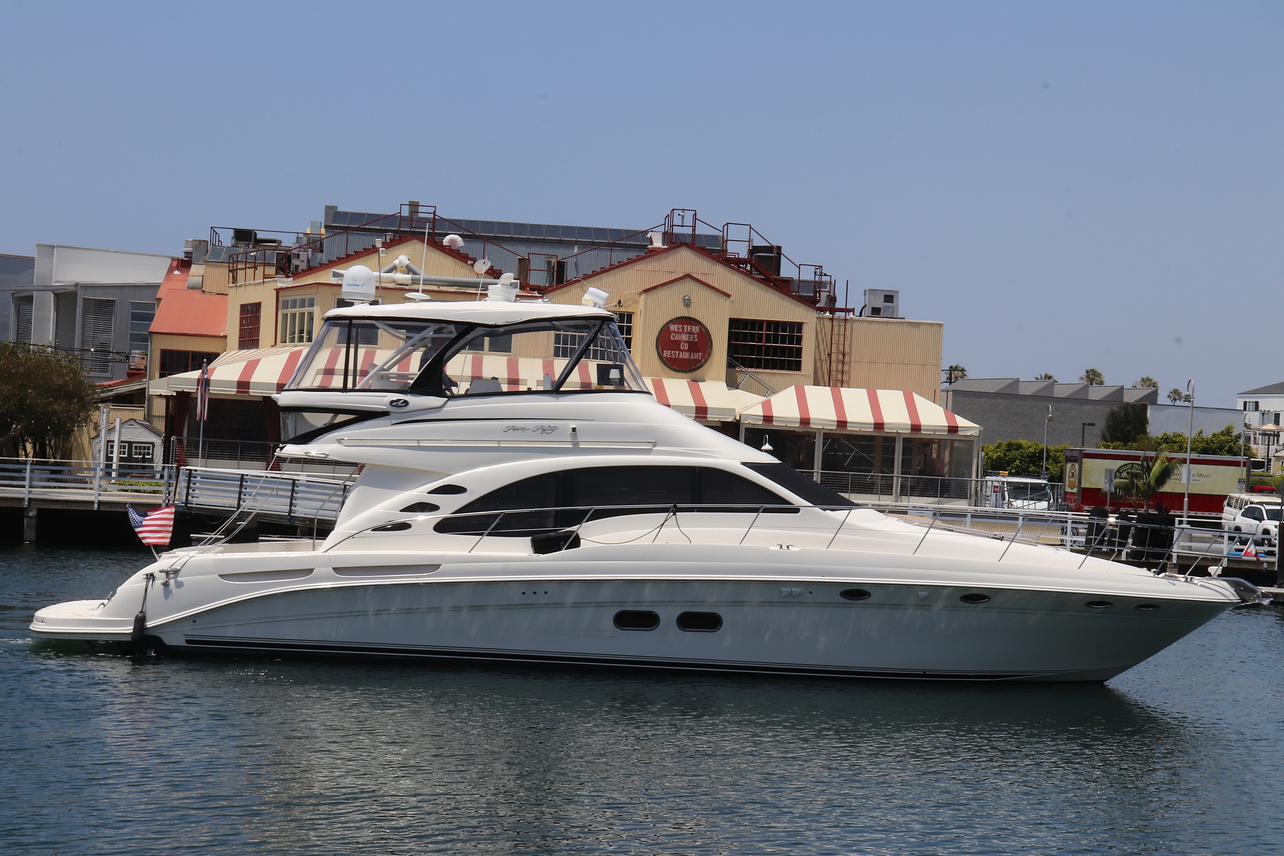 Newport Beach: Vẻ đẹp California gợi nhớ biển Mũi Né - Ảnh 3.
