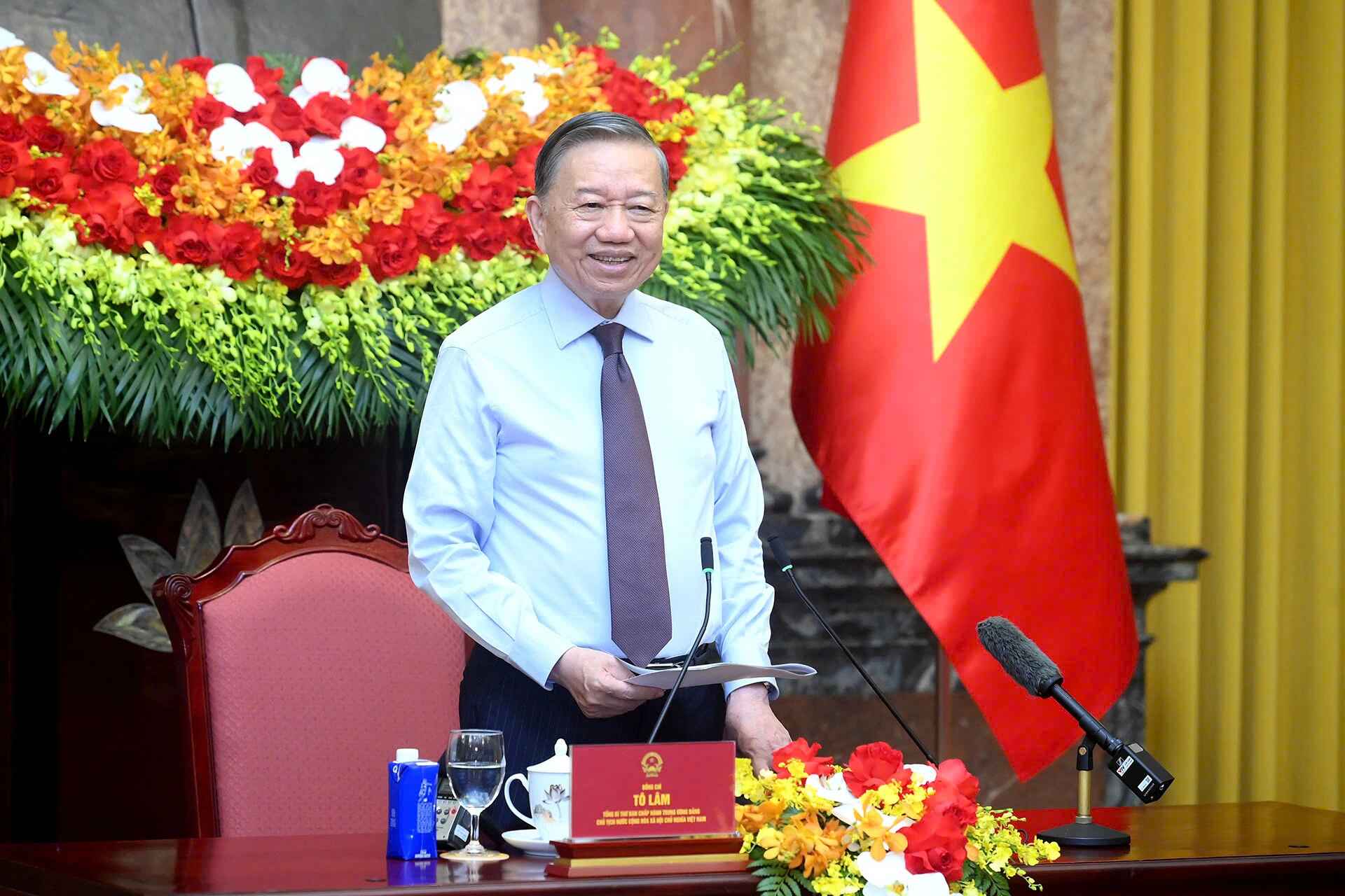 Trí tuệ nhân tạo không thể thay thế bản lĩnh, trách nhiệm của nhà báo - Ảnh 2. Trí tuệ nhân tạo không thể thay thế bản lĩnh, trách nhiệm của nhà báo - Ảnh 2.