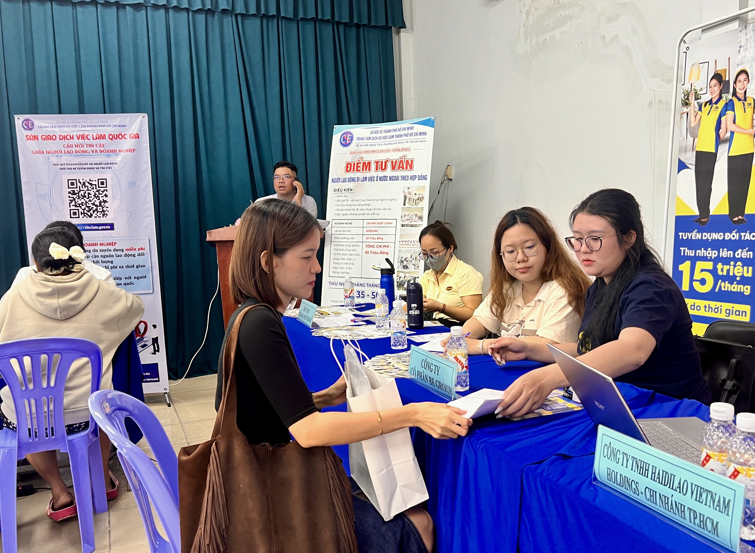 Tìm việc làm lương đến 30 triệu đồng/tháng ở TP.HCM: Cần lưu những địa chỉ này- Ảnh 2. Tìm việc làm lương đến 30 triệu đồng/tháng ở TP.HCM: Cần lưu những địa chỉ này- Ảnh 2.