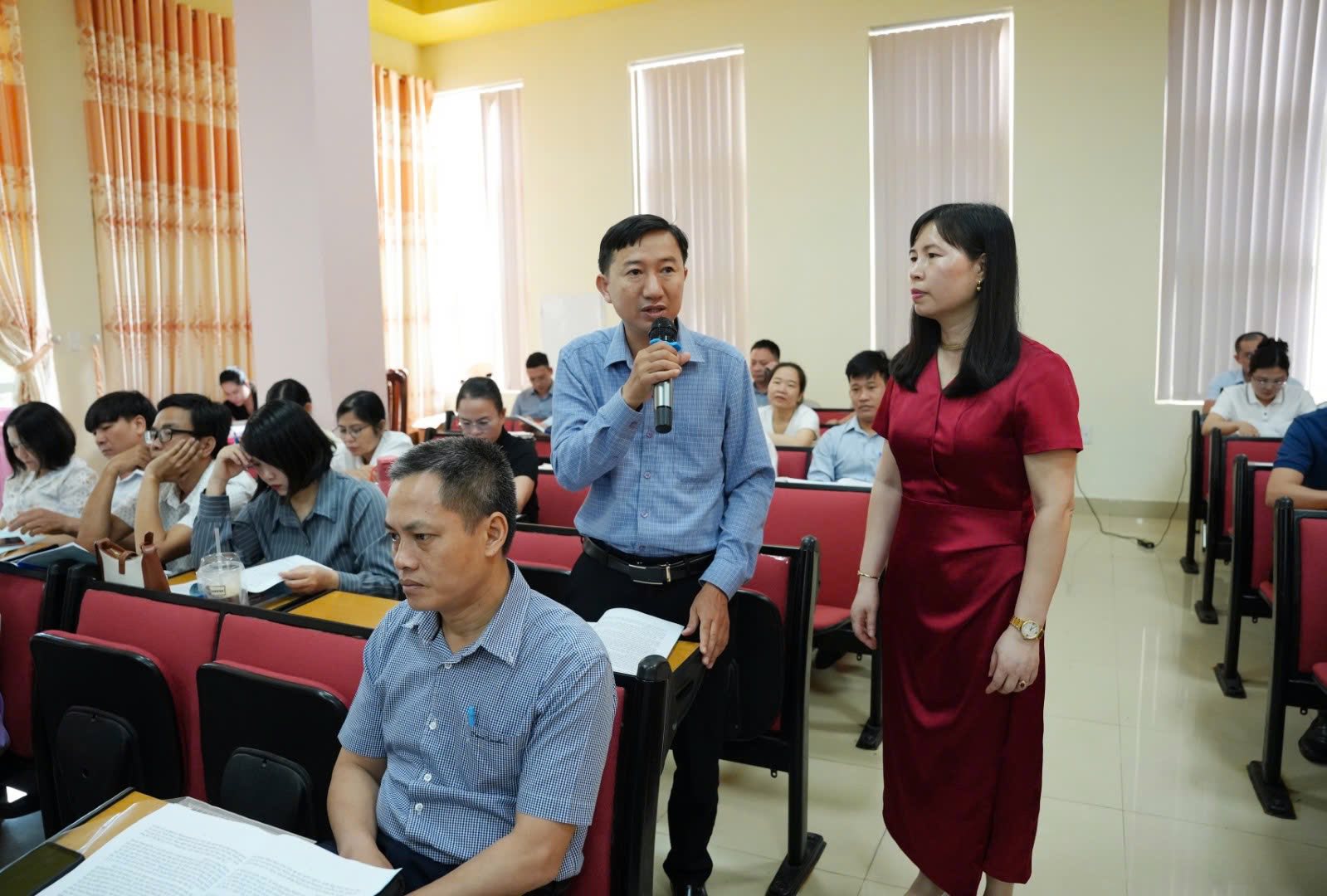 Tập huấn toàn diện, nâng chất lượng nguồn nhân lực ngành y tế Quảng Trị- Ảnh 2. Tập huấn toàn diện, nâng chất lượng nguồn nhân lực ngành y tế Quảng Trị- Ảnh 2.