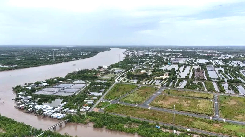 Cà Mau lập 13 phường: Năm Căn lên phường, không gian chiến lược ven biển- Ảnh 4. Cà Mau lập 13 phường: Năm Căn lên phường, không gian chiến lược ven biển- Ảnh 4.