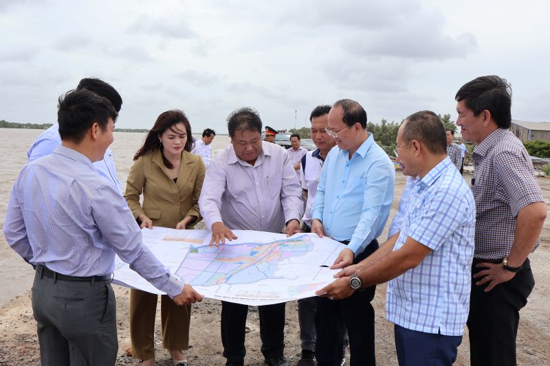 Cà Mau lập 13 phường: Năm Căn lên phường, không gian chiến lược ven biển- Ảnh 5. Cà Mau lập 13 phường: Năm Căn lên phường, không gian chiến lược ven biển- Ảnh 5.