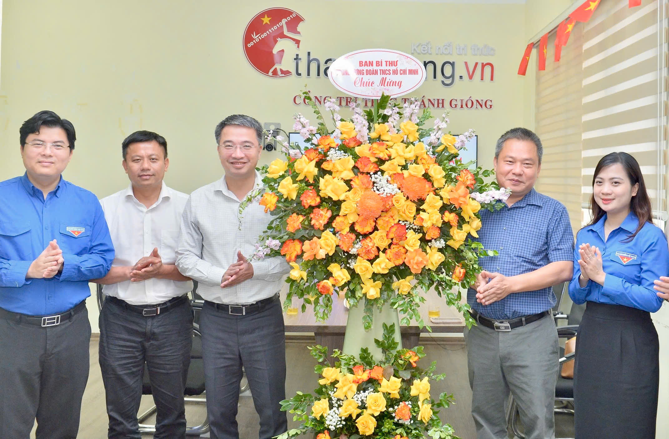 Bí thư T.Ư Đoàn Nguyễn Tường Lâm chúc mừng Ngày Báo chí cách mạng Việt Nam- Ảnh 4. Bí thư T.Ư Đoàn Nguyễn Tường Lâm chúc mừng Ngày Báo chí cách mạng Việt Nam- Ảnh 4.