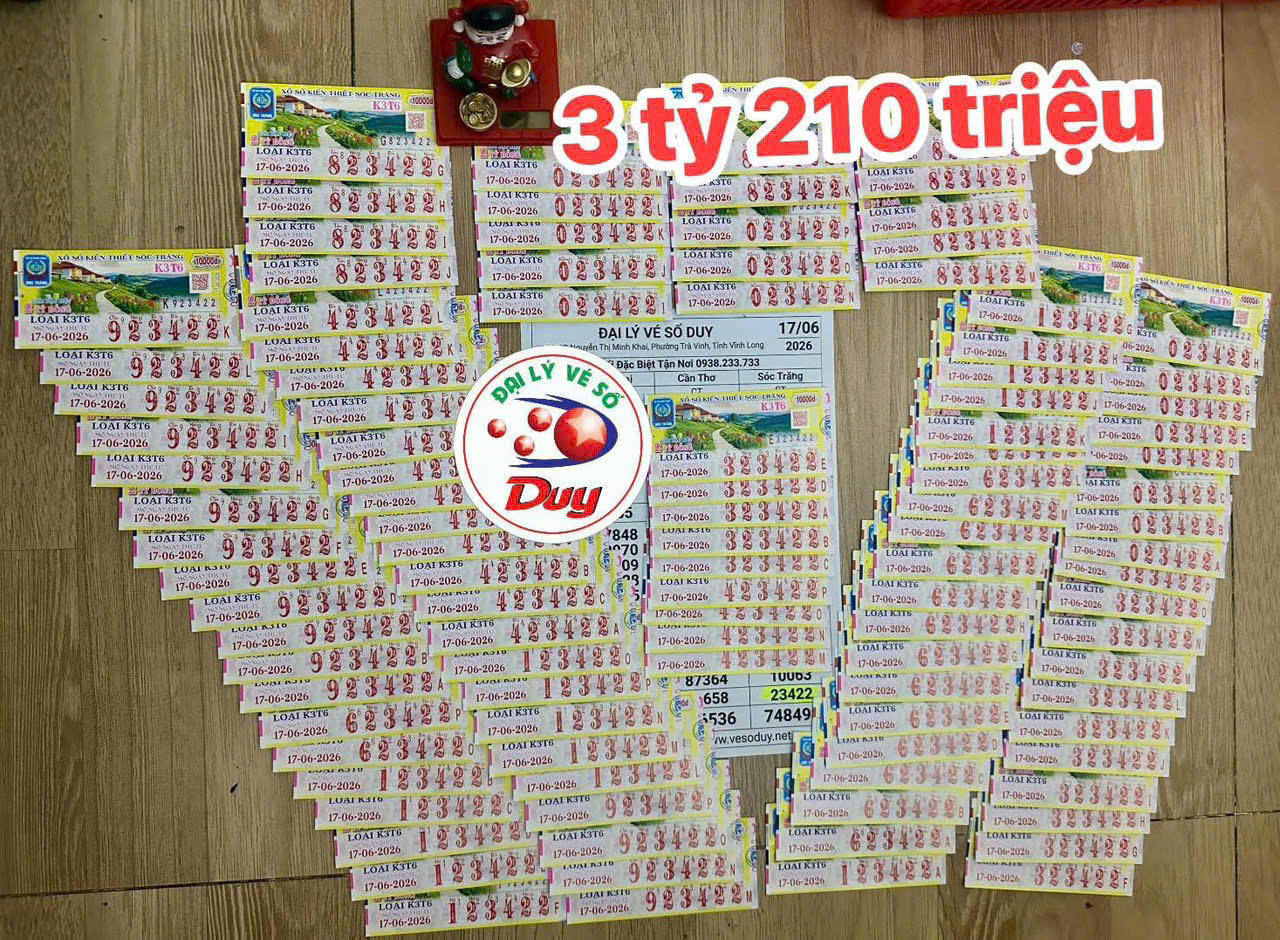 Hàng loạt tờ trúng 3,21 tỉ xổ số miền Nam, khách nhận tiền mặt lẫn chuyển khoản - Ảnh 1.