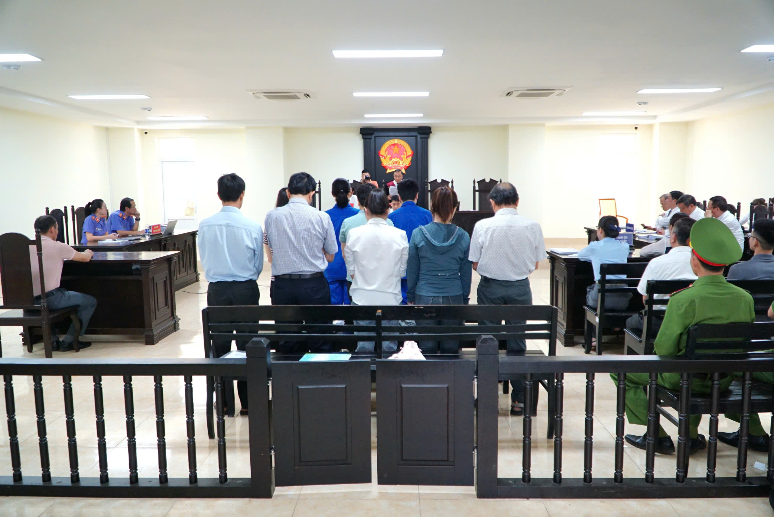 Tuyên án vụ sai phạm tại CDC Đắk Lắk liên quan Công ty Việt Á- Ảnh 1. Tuyên án vụ sai phạm tại CDC Đắk Lắk liên quan Công ty Việt Á- Ảnh 1.