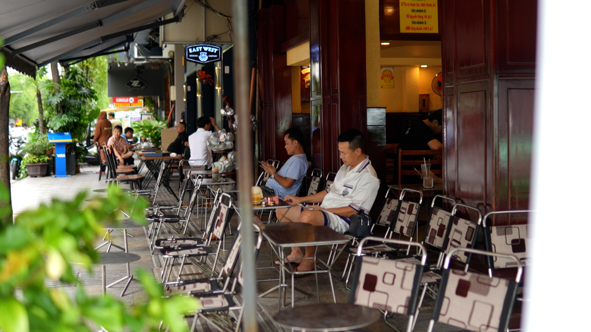 Những qu&aacute;n ăn &lsquo;đ&igrave;nh đ&aacute;m&rsquo; ở TP.HCM - Ảnh 5.